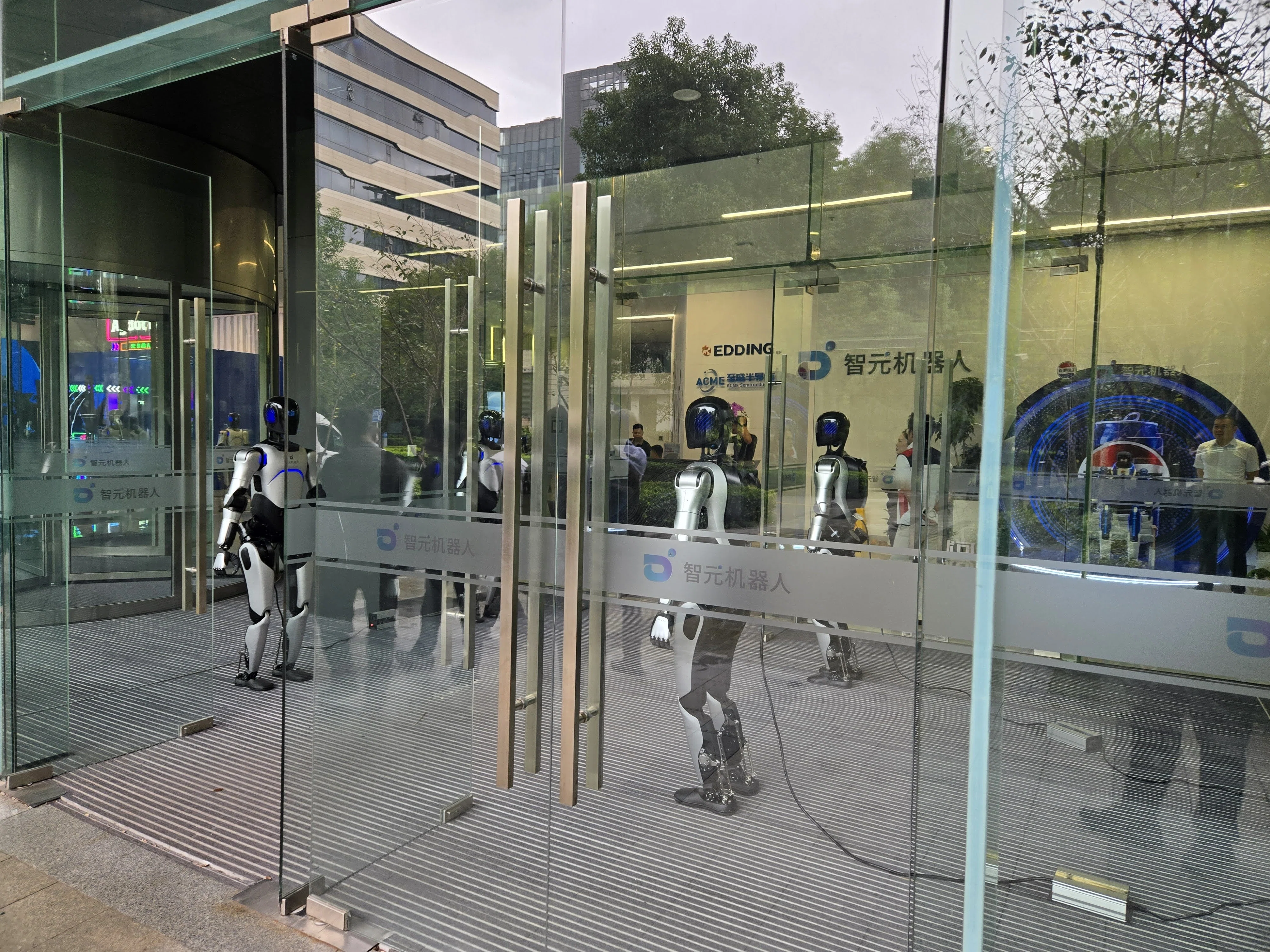中国ロボット事情視察ツアーに参加しました（報告）｜森山和道