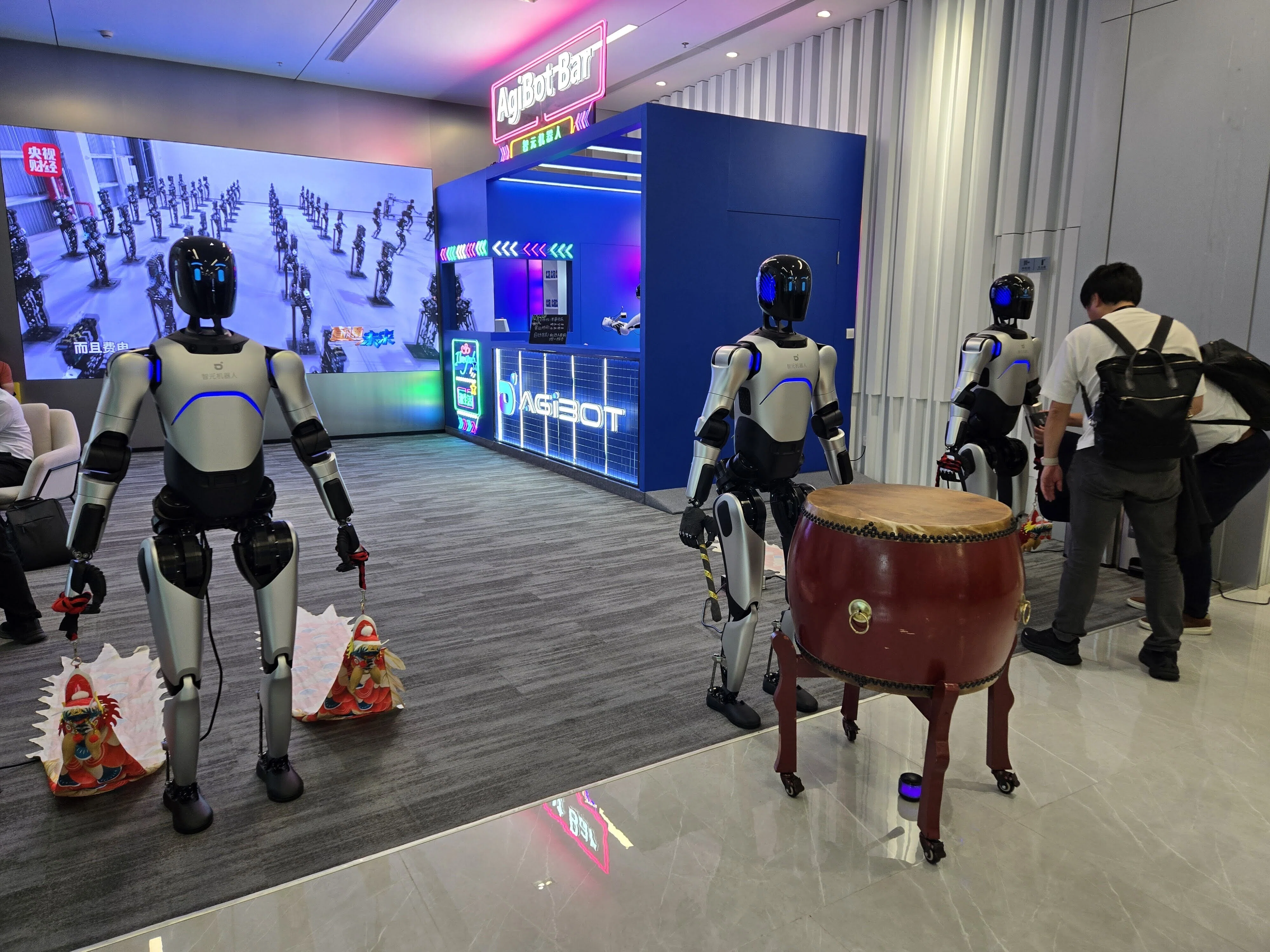 【中古】 それはロボット/双葉社/流星ひかる 中国ロボット事情視察ツアーに参加しました（報告）｜森山和道