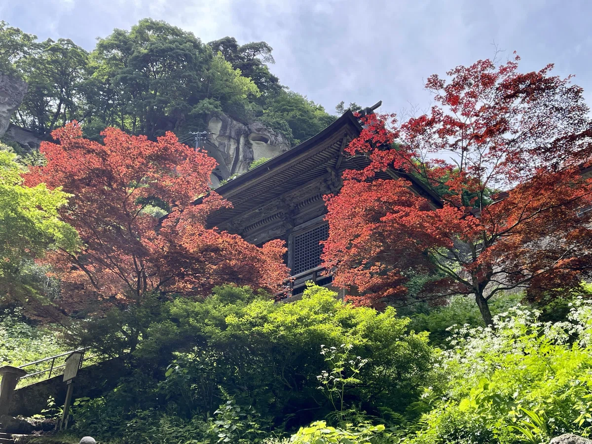 絶景!天空の寺へ――山寺を歩く |【宝珠山立石寺】|Tomo@旅と美食の探求Life