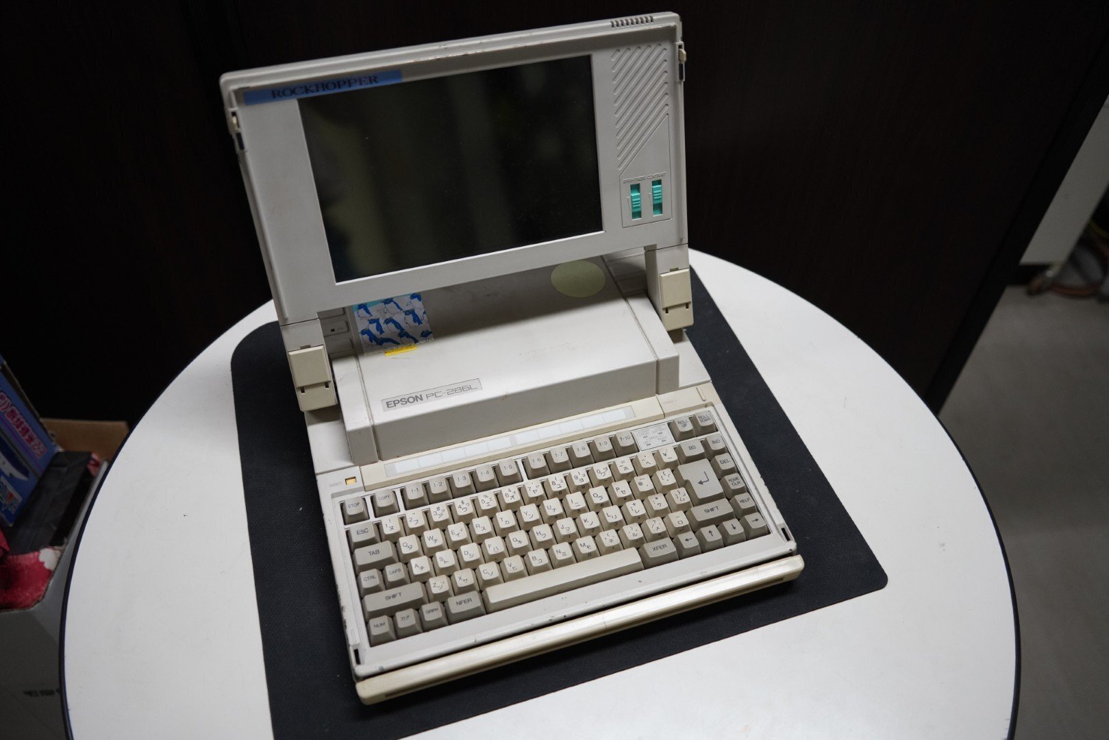 PC-286L - 持ち歩けるパソコン、素晴らしい相棒｜kzn