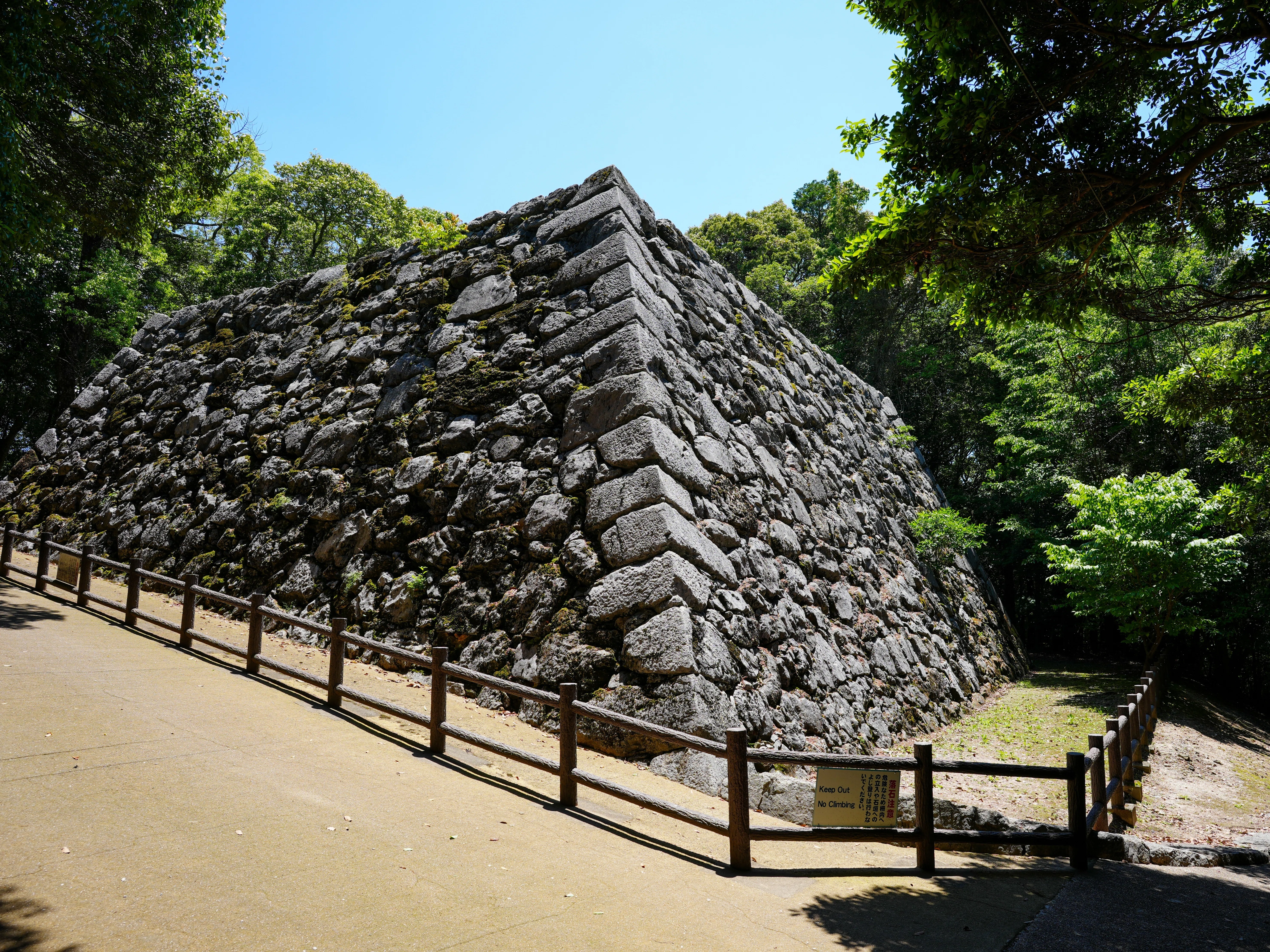 岩国城をめぐる】たった7年で失われた天守と残され続けた錦帯橋【山口