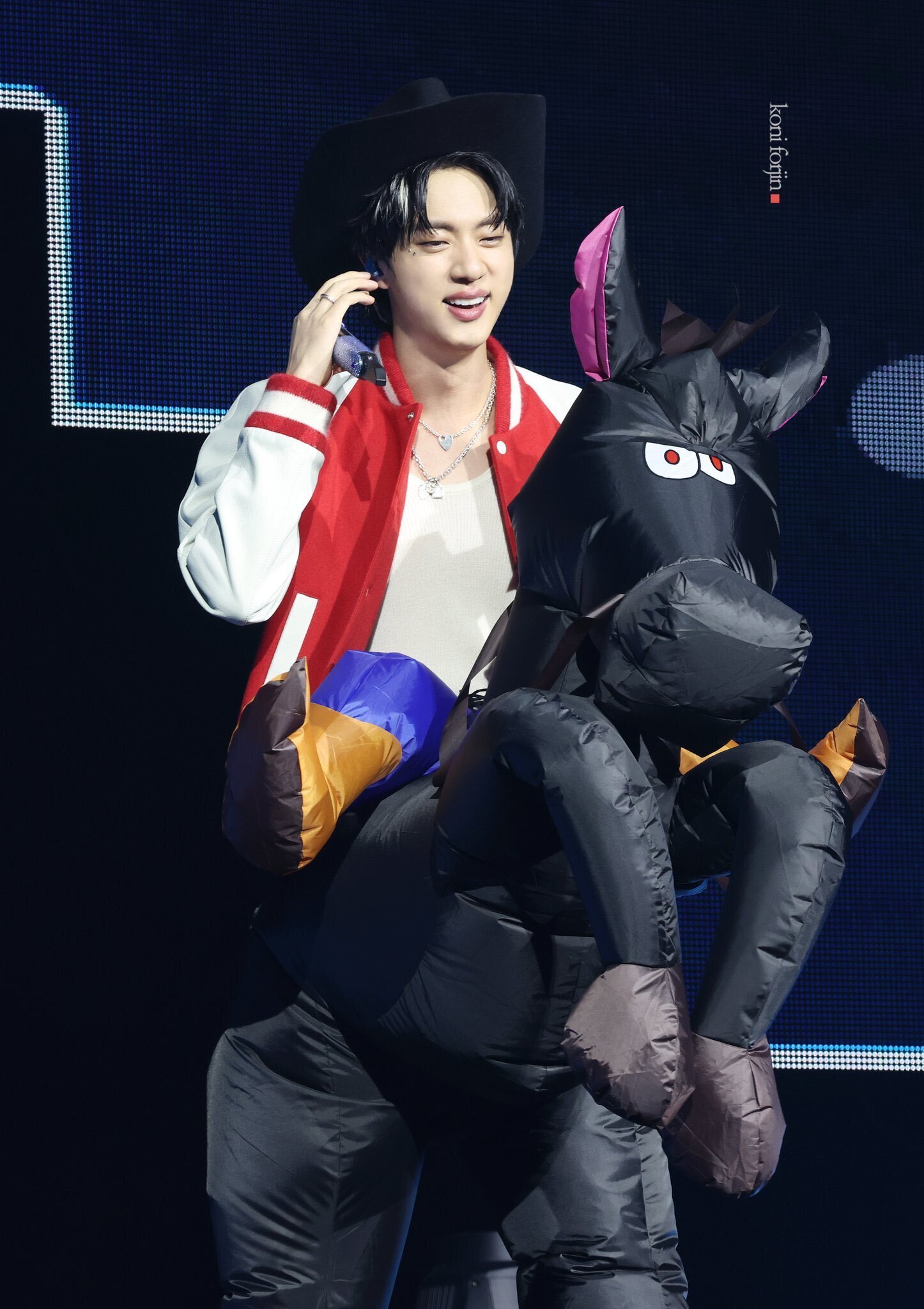 RUNSEOKJIN_epTOUR_OSAKA② 5万人とコミュニケーションするBTSジン