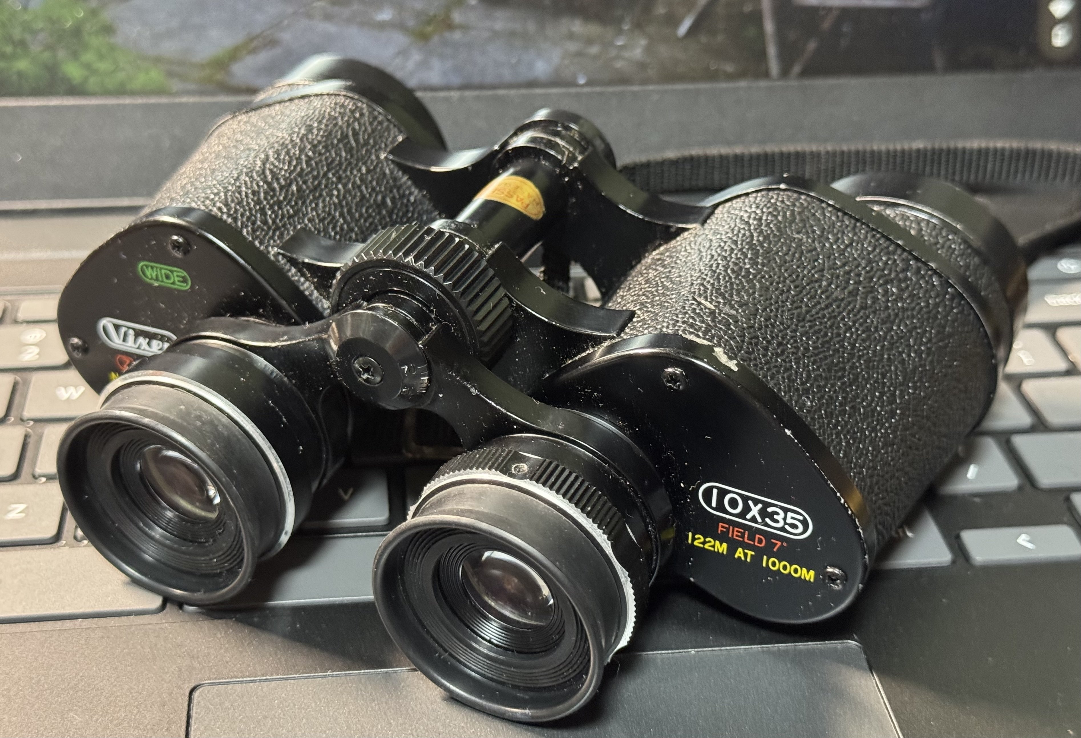 ポロプリズム式双眼鏡｜まんぼう