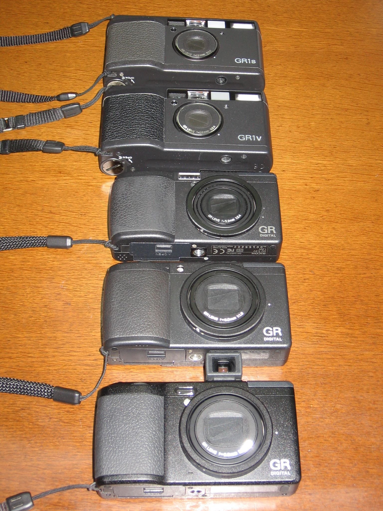 201207290903 GR digital IV｜雑記草（ざっきそう）