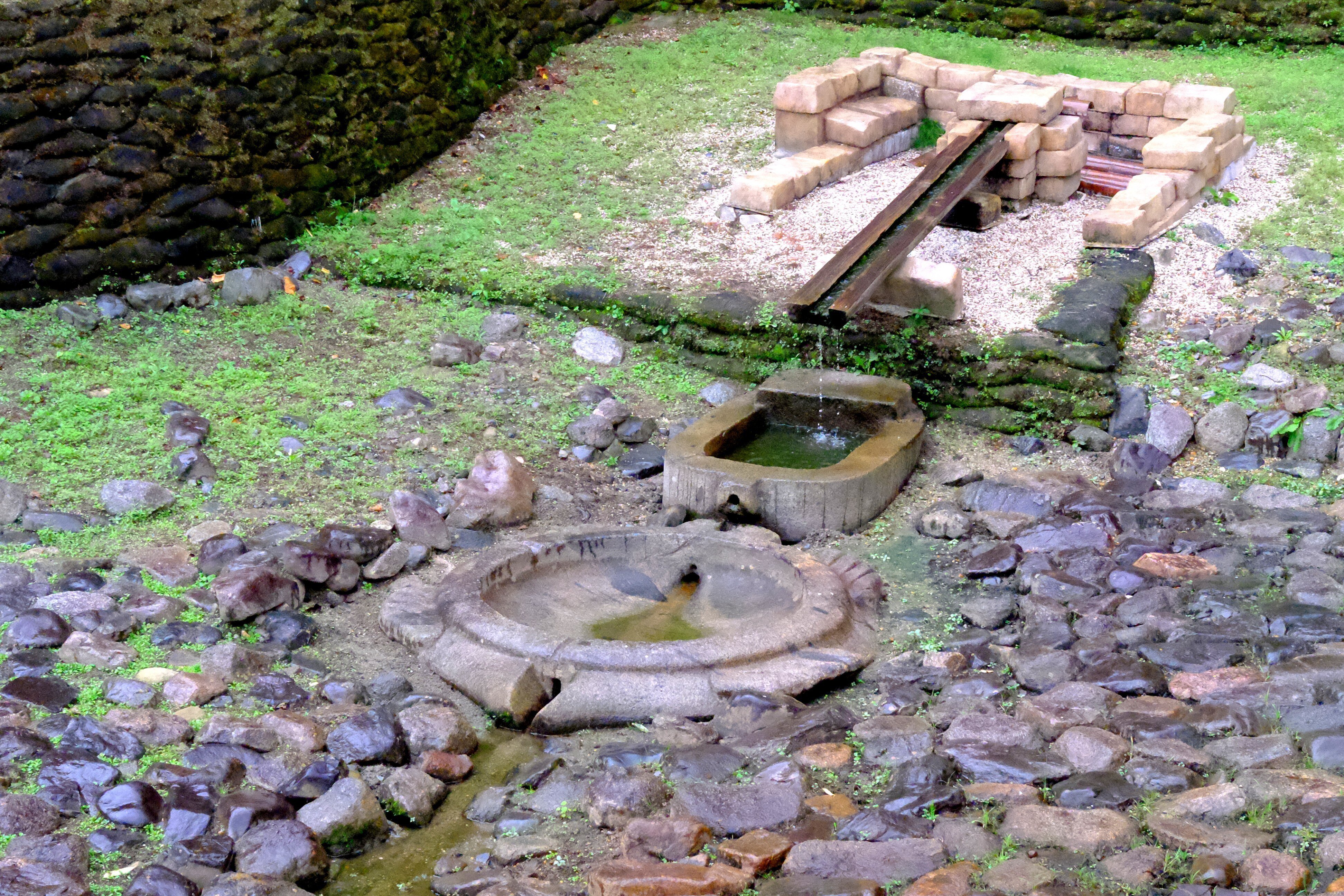 高松塚古墳、亀石、酒船石の古代ロマン遺跡を自転車で巡る｜Heira.K