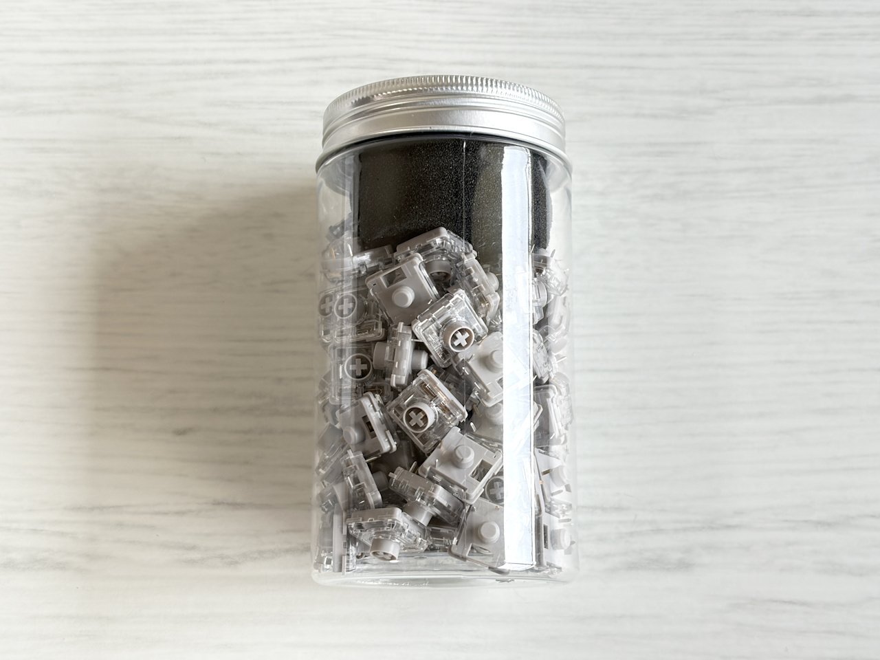 Lofree Flow Lite 84｜ホワイト×Hadesで”雪の上を歩くような雰囲気”を