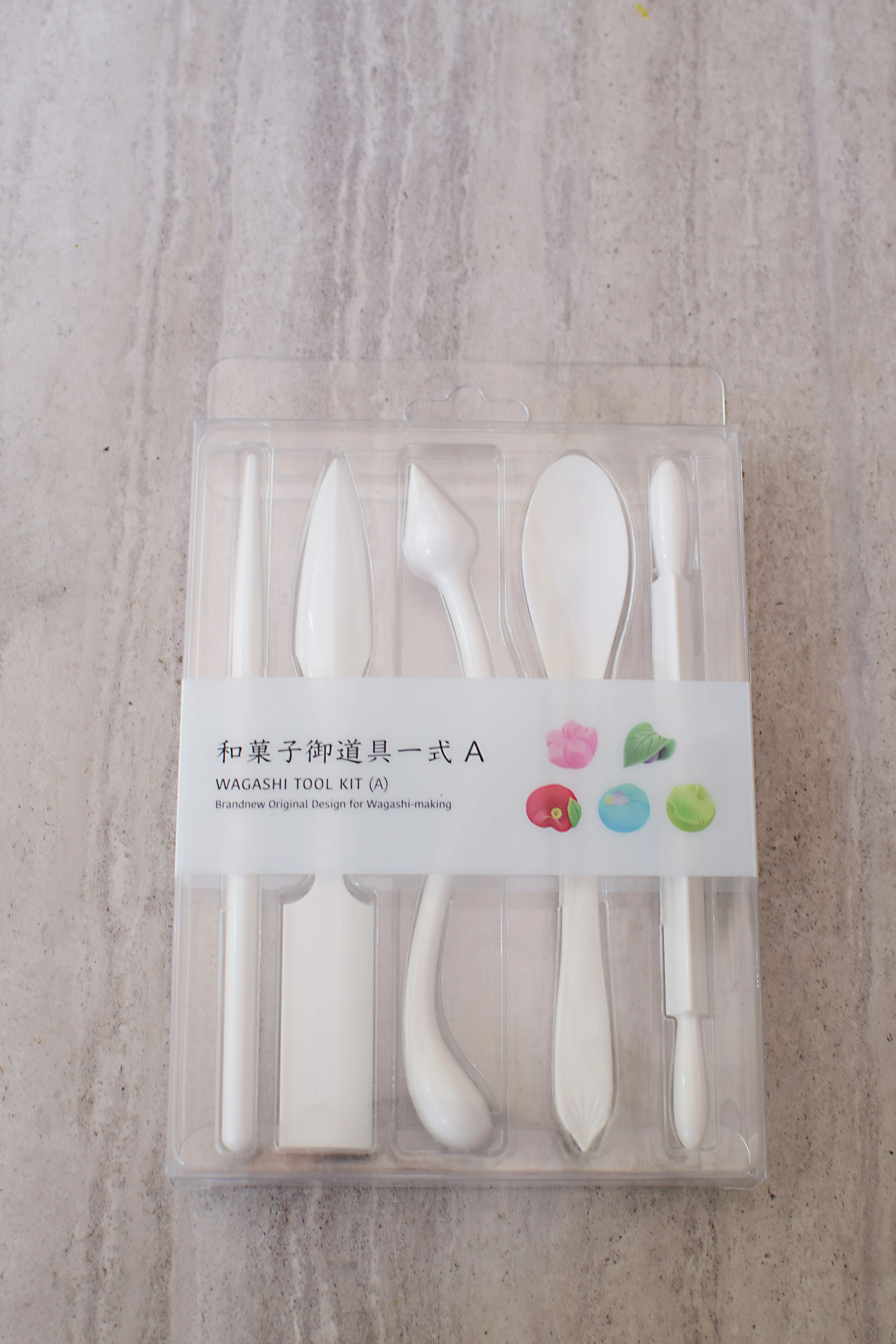和菓子道具一覧 昔ながらの和菓子作りの道具を展示 行橋市歴史資料館 京