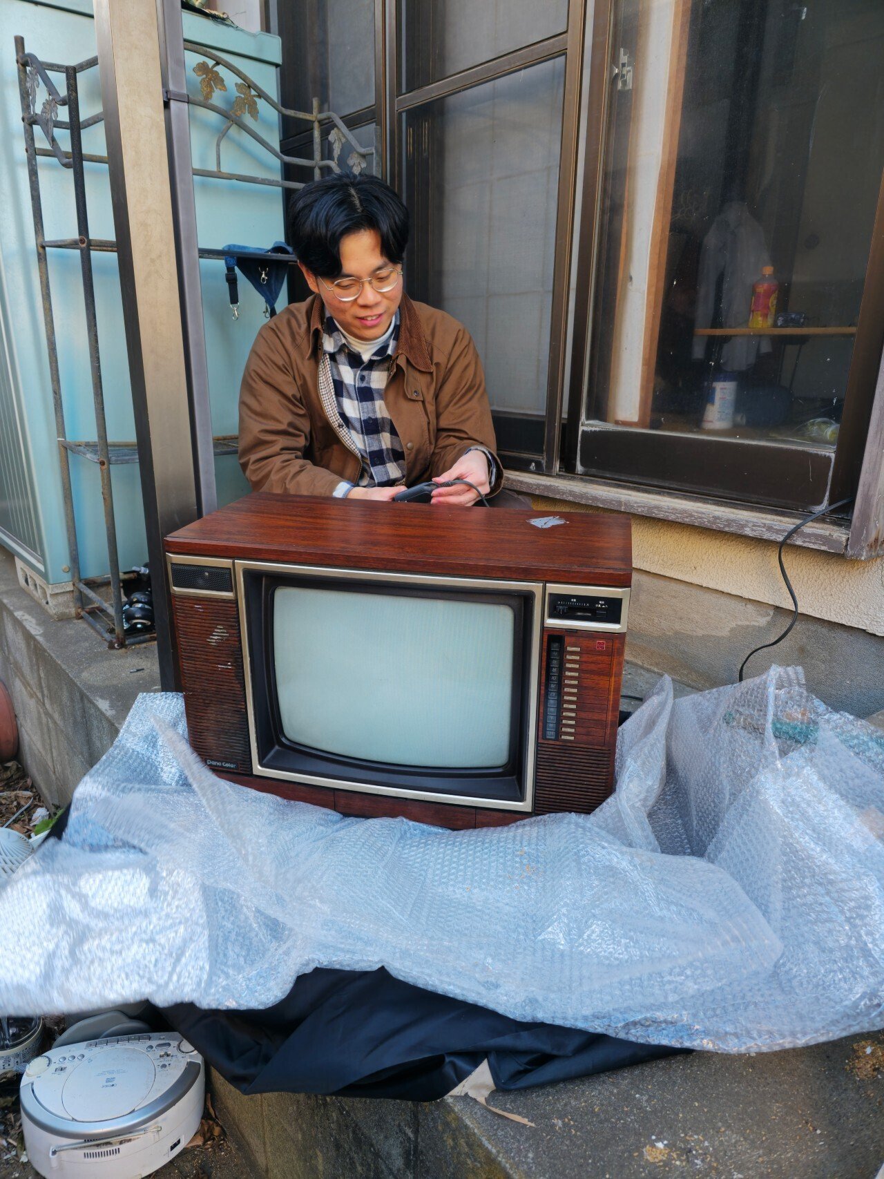 昭和 アートゲーム カラーブラウン管モニター 動作未確認 展示のための実験 ― 昭和テレビ改造録 ｜Overnight Artelier