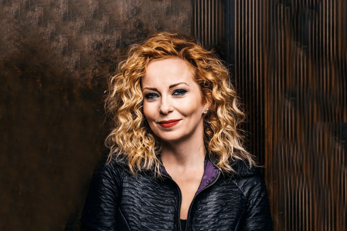 Anneke van Giersbergen