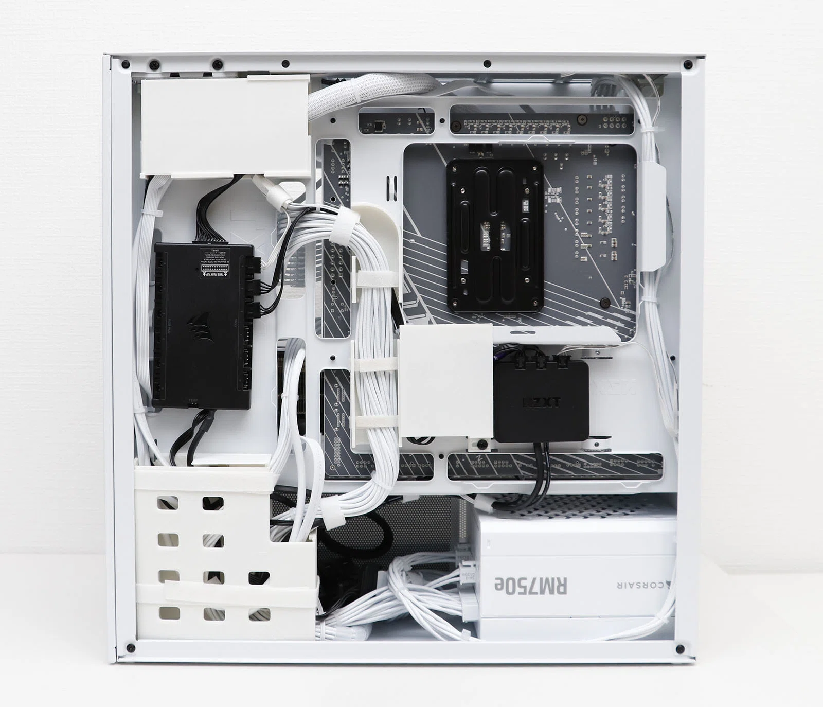 自作PC】3Dプリンタで白ゲーミングPC ④｜Lilura / りるら