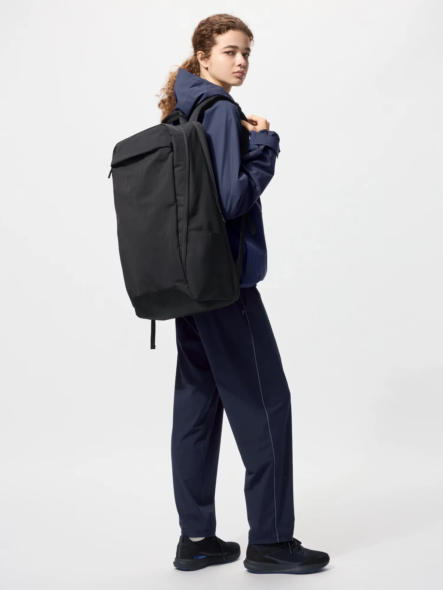 UNIQLOから傑作デザインの旅リュックが出たので語りたい【道具の