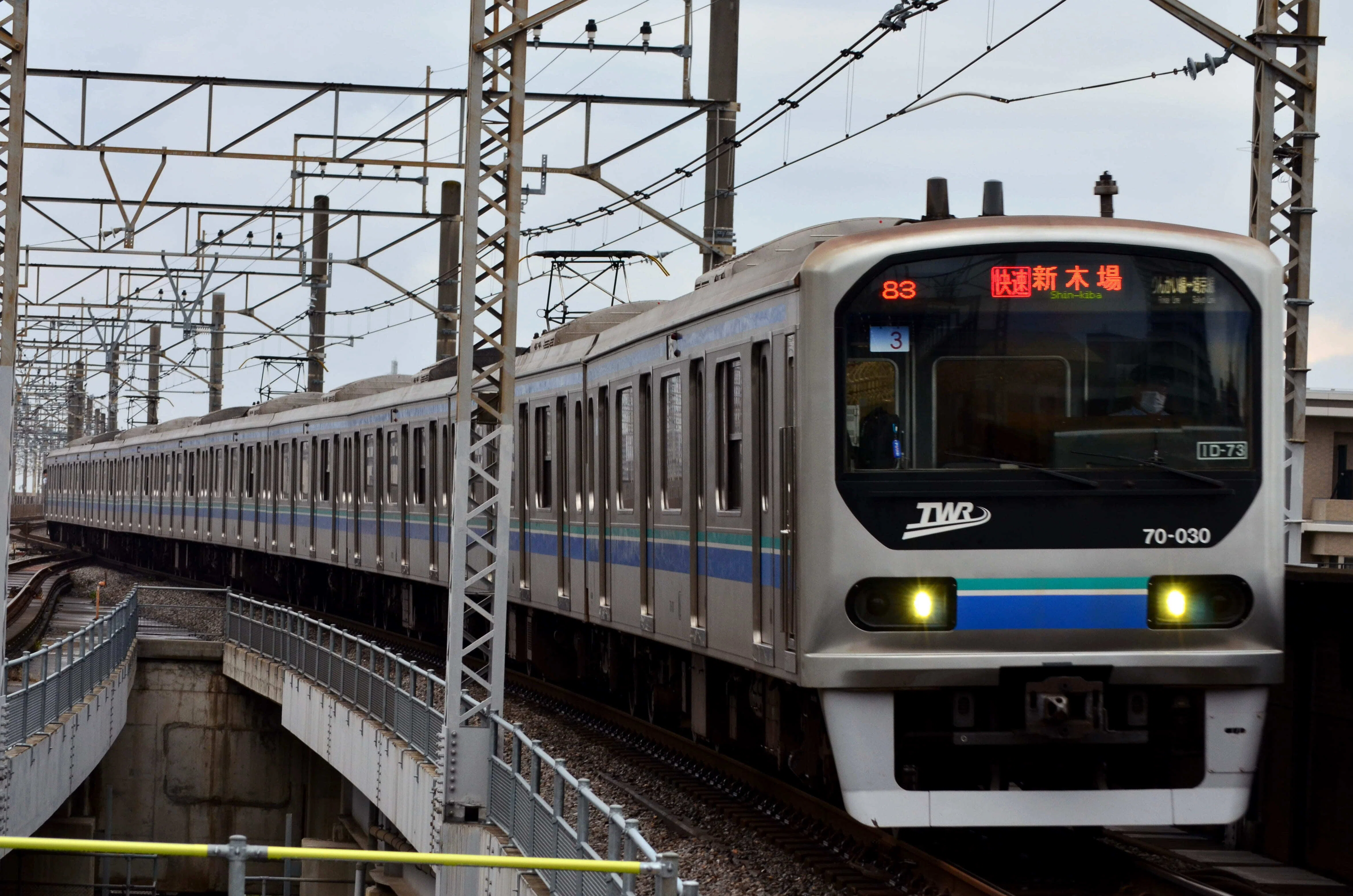 70-000形Z9編成の運用離脱と、70-000形の今後の動向を予想｜vivace115