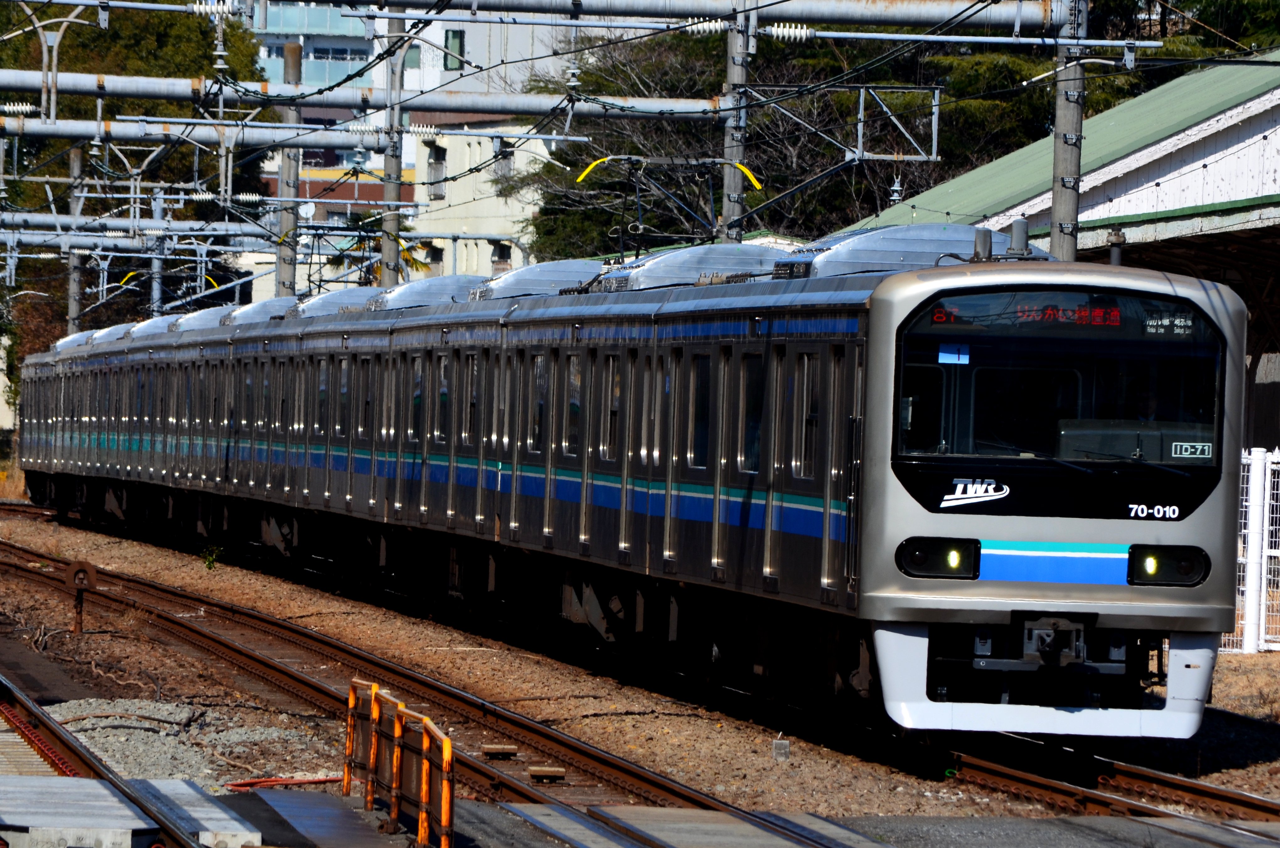 70-000形Z9編成の運用離脱と、70-000形の今後の動向を予想｜vivace115