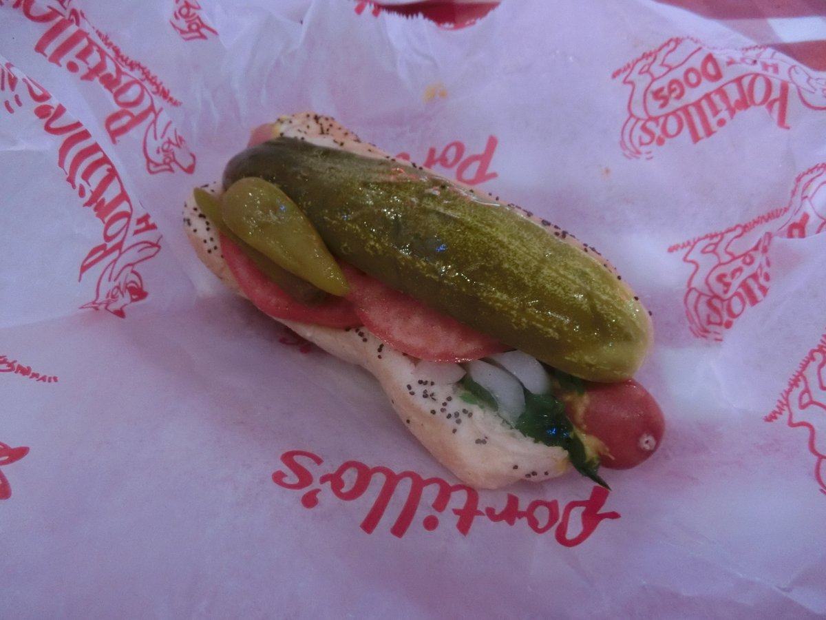 1761099832-CQh2DKJLkEAuq7WMBV4cnxlP.jpg?width=1200