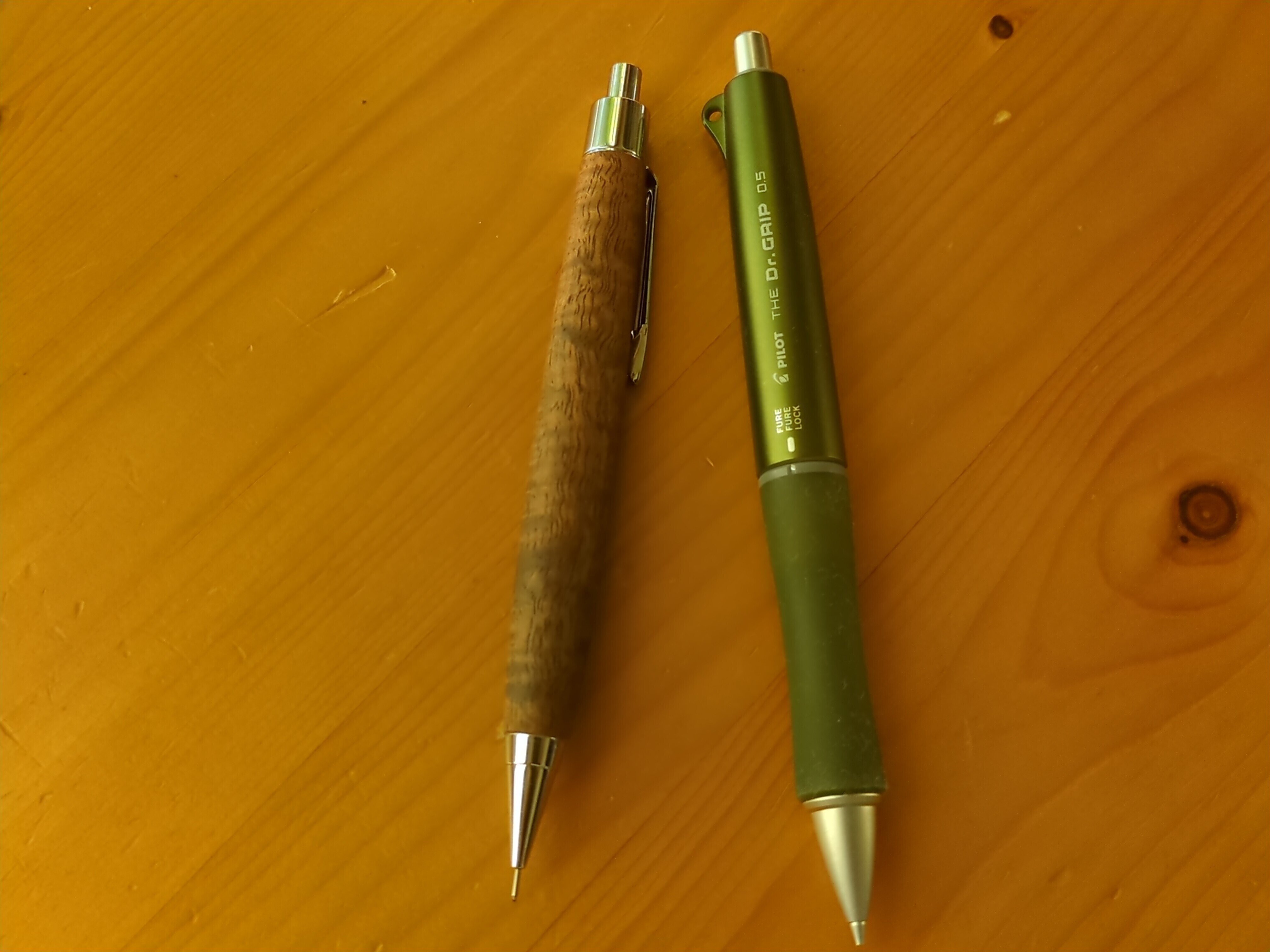 存在感】CraftA MP202 2年使用レビュー｜はくっち/文房具