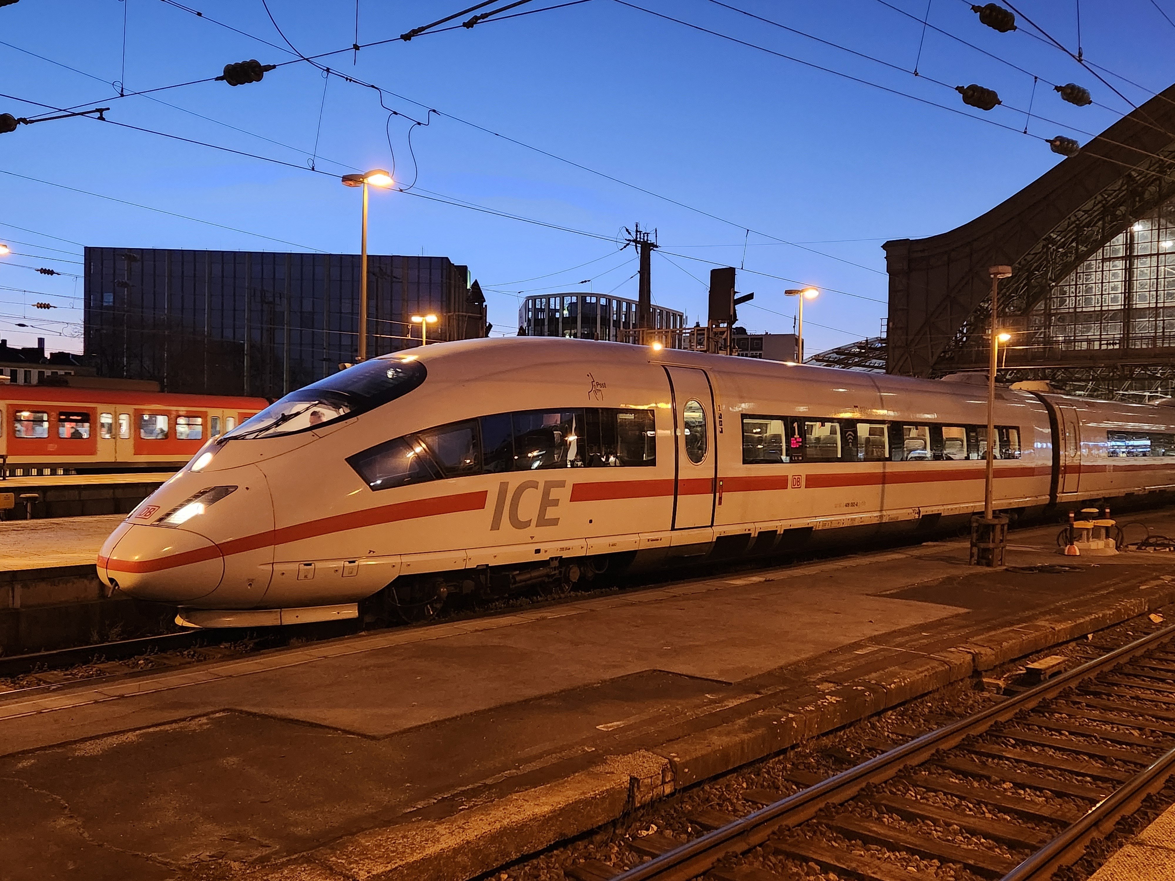 ドイツ鉄道 ICE 3でドイツ縦断【ドイツ・オランダ鉄道旅行2025】｜Siegbergbahn