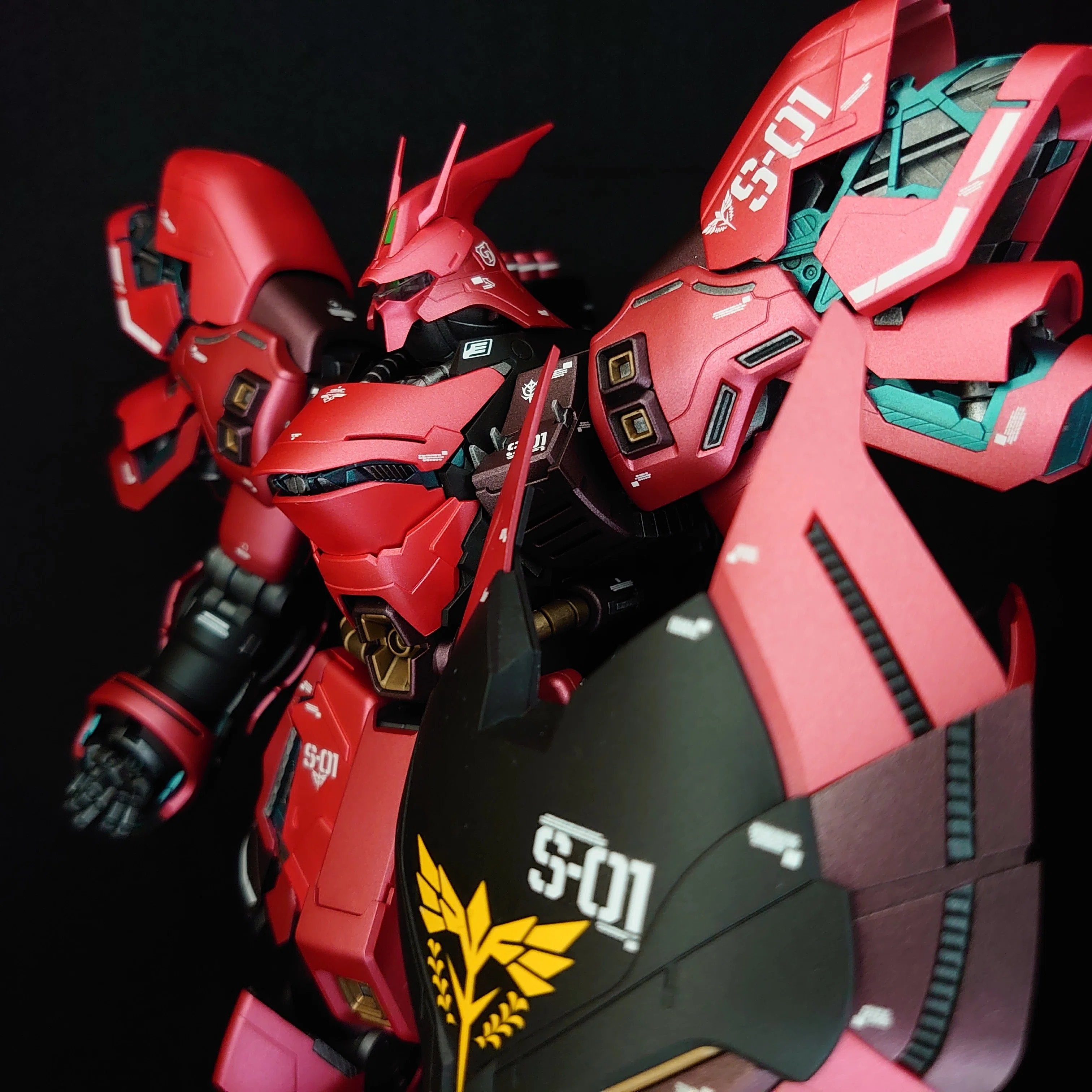 MG サザビー Ver.Ka 完成品ギャラリー（色違いサーフェイサーによる