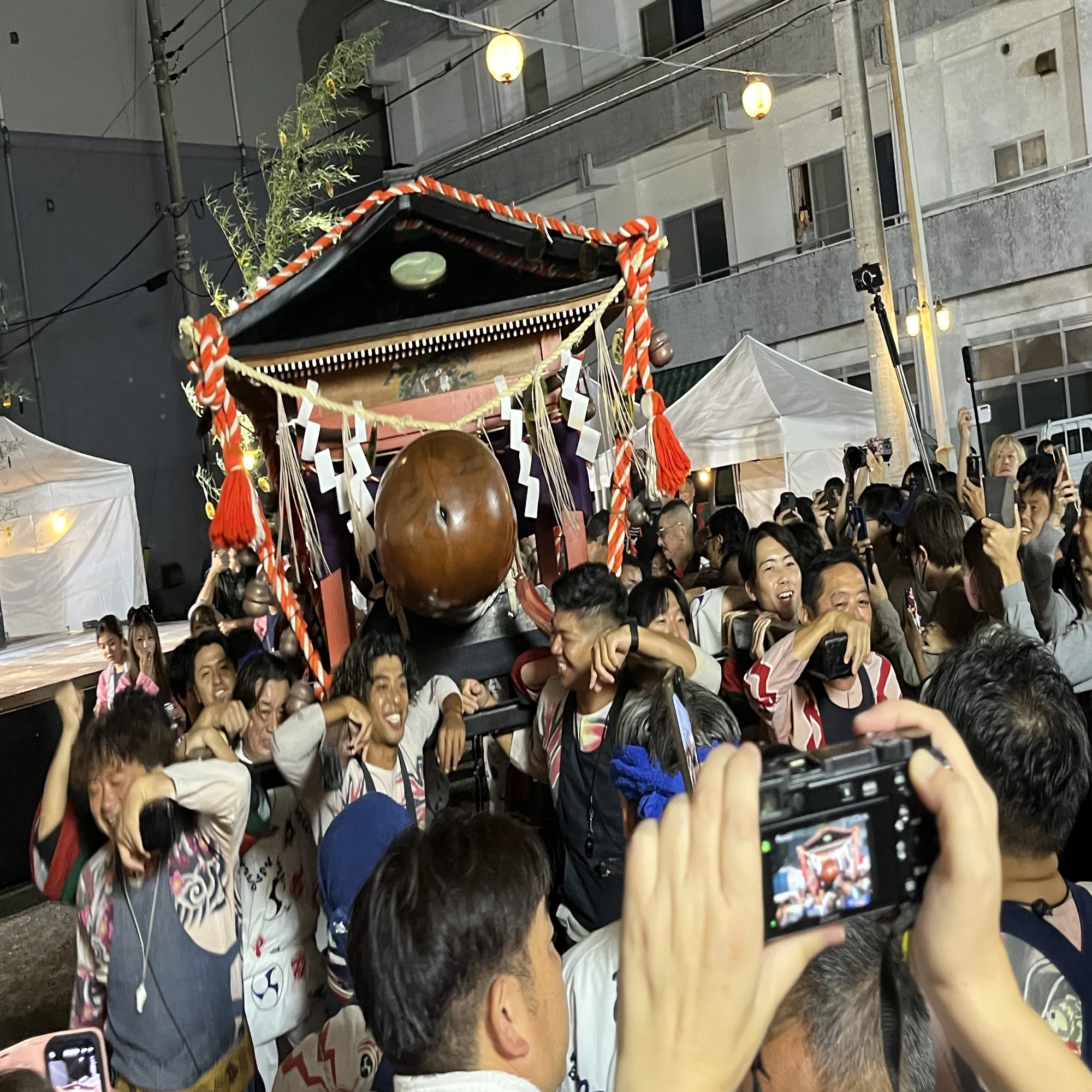 南伊豆探訪日記＃1 恐るべし「奇祭 稲取どんつく祭」｜花村