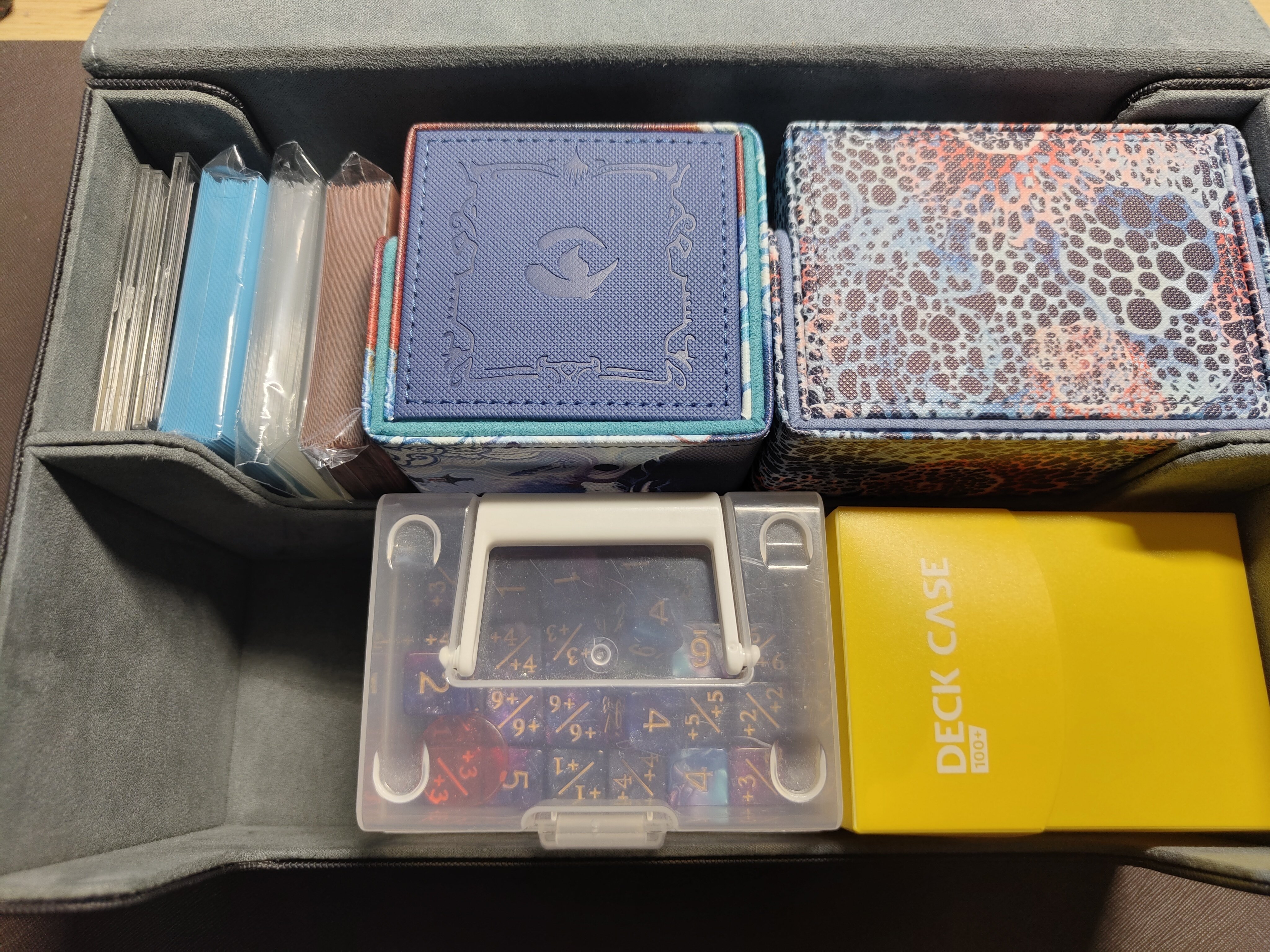 デッキケースを買ったらデッキケースを入れるケースを買った話｜きつつき