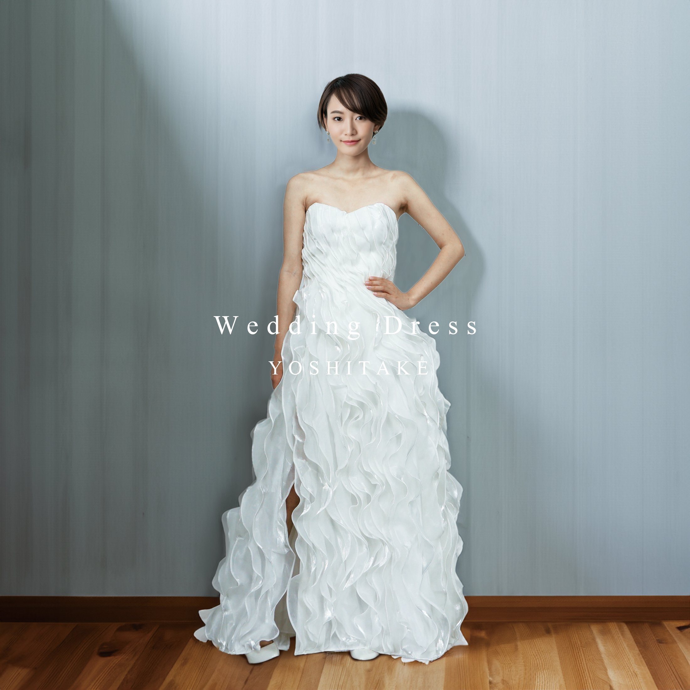 ウエディングドレス.白.ラメチュール.サテン.トレーン付