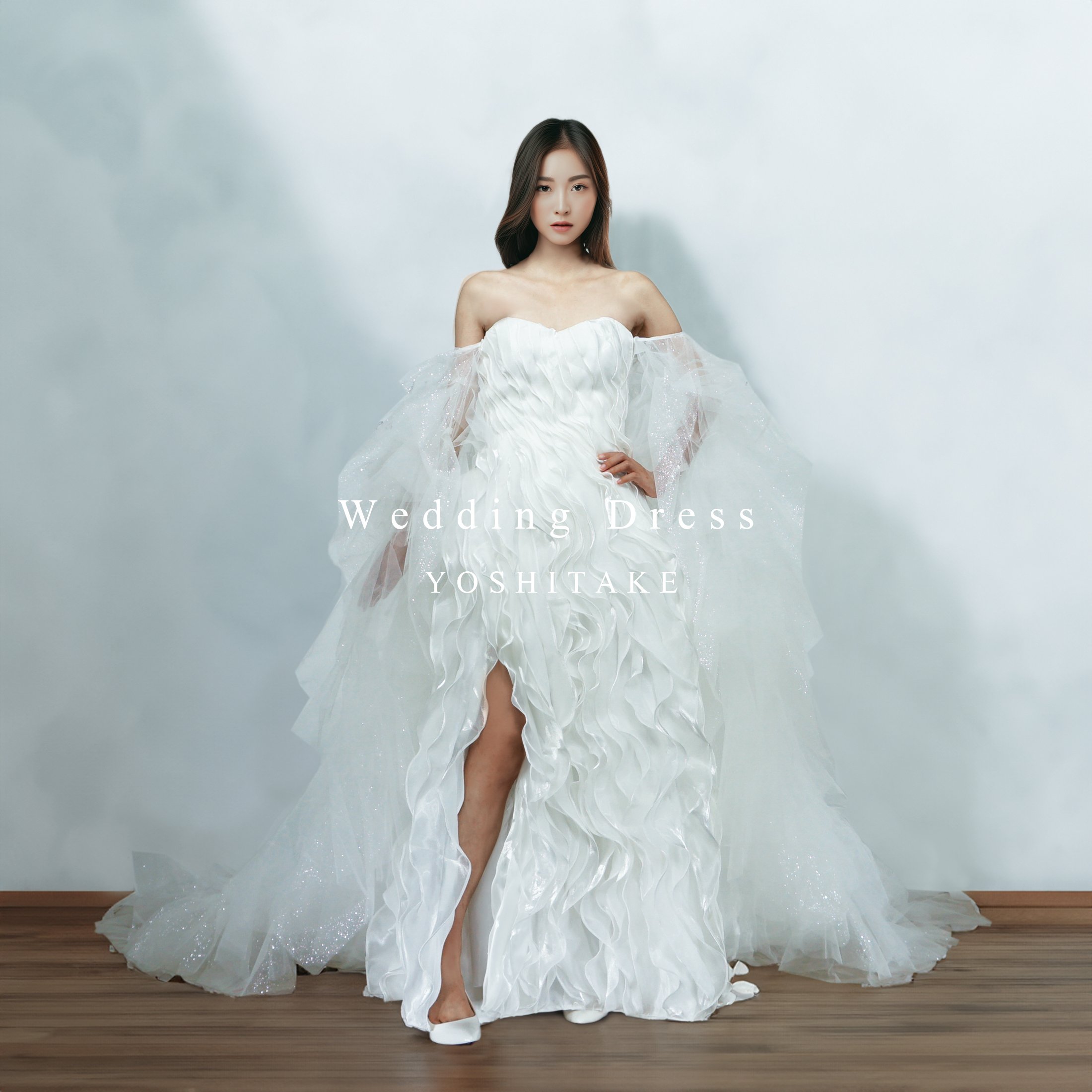 ウエディングドレス.白.ラメチュール.サテン.トレーン付