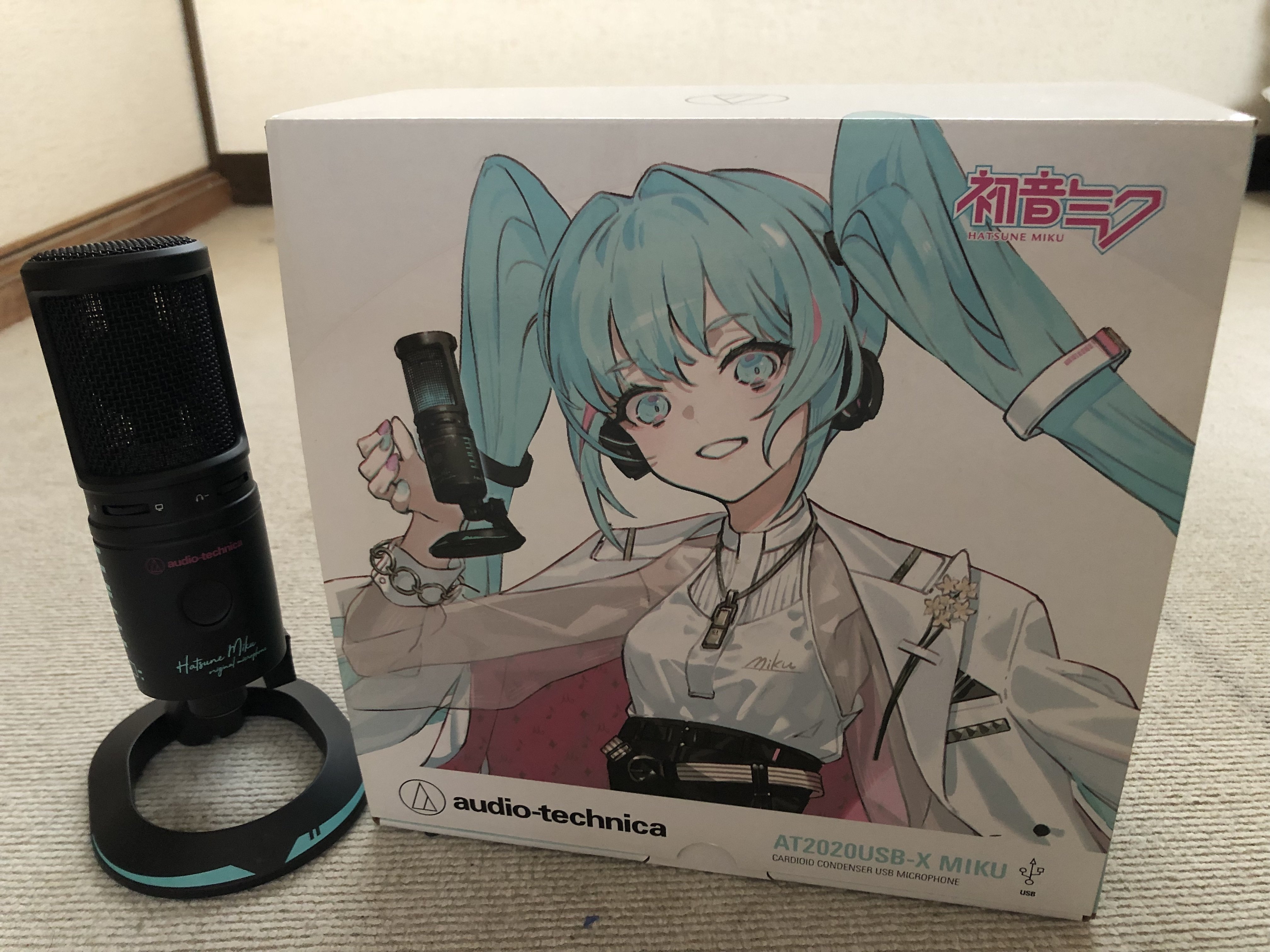 Elgato Mic Arm LP – 初音ミク エディションとAT2020USB-X MIKU