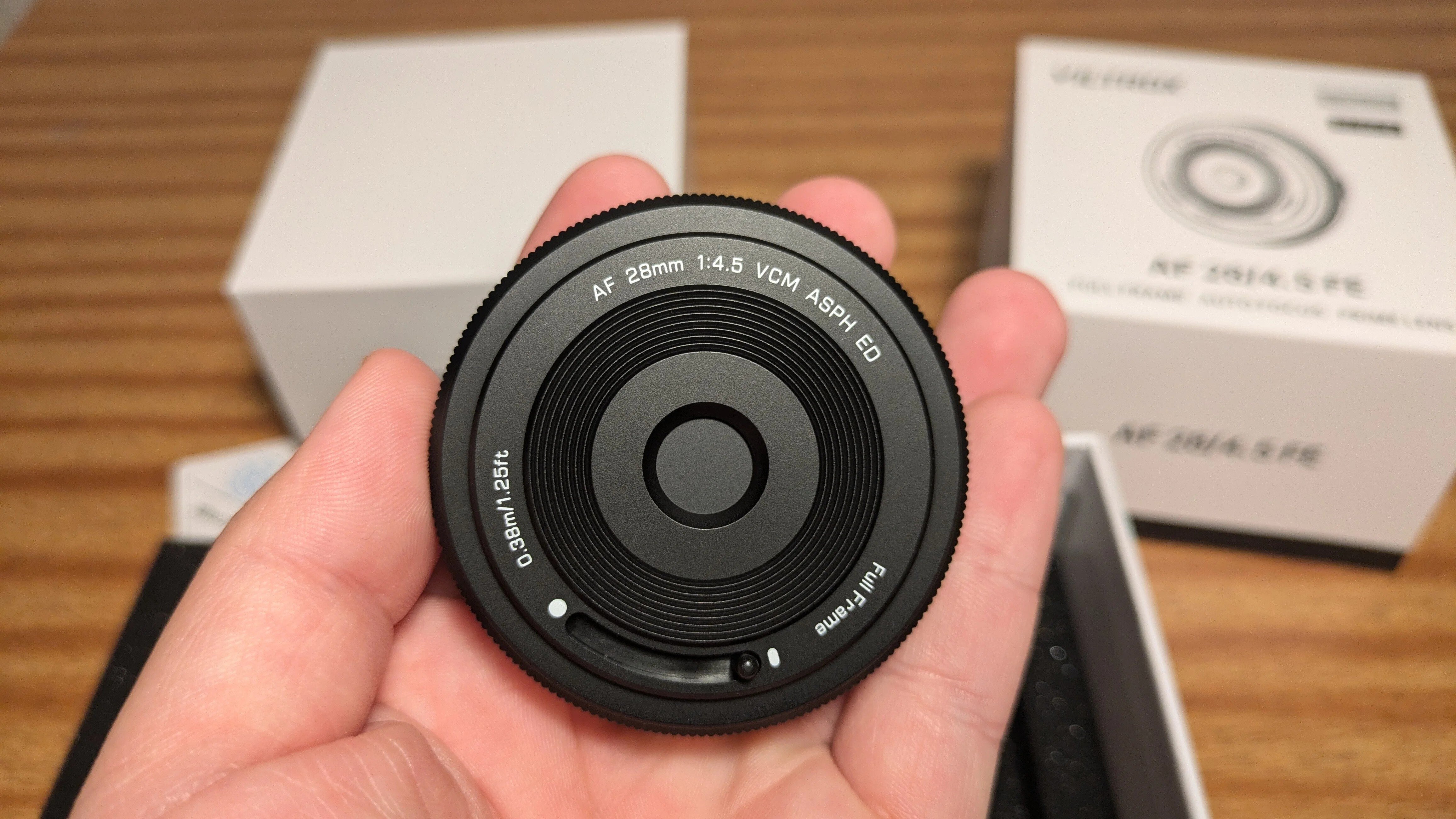 レビュー】最軽量・超コンパクトで魅力的なポテトチップレンズ