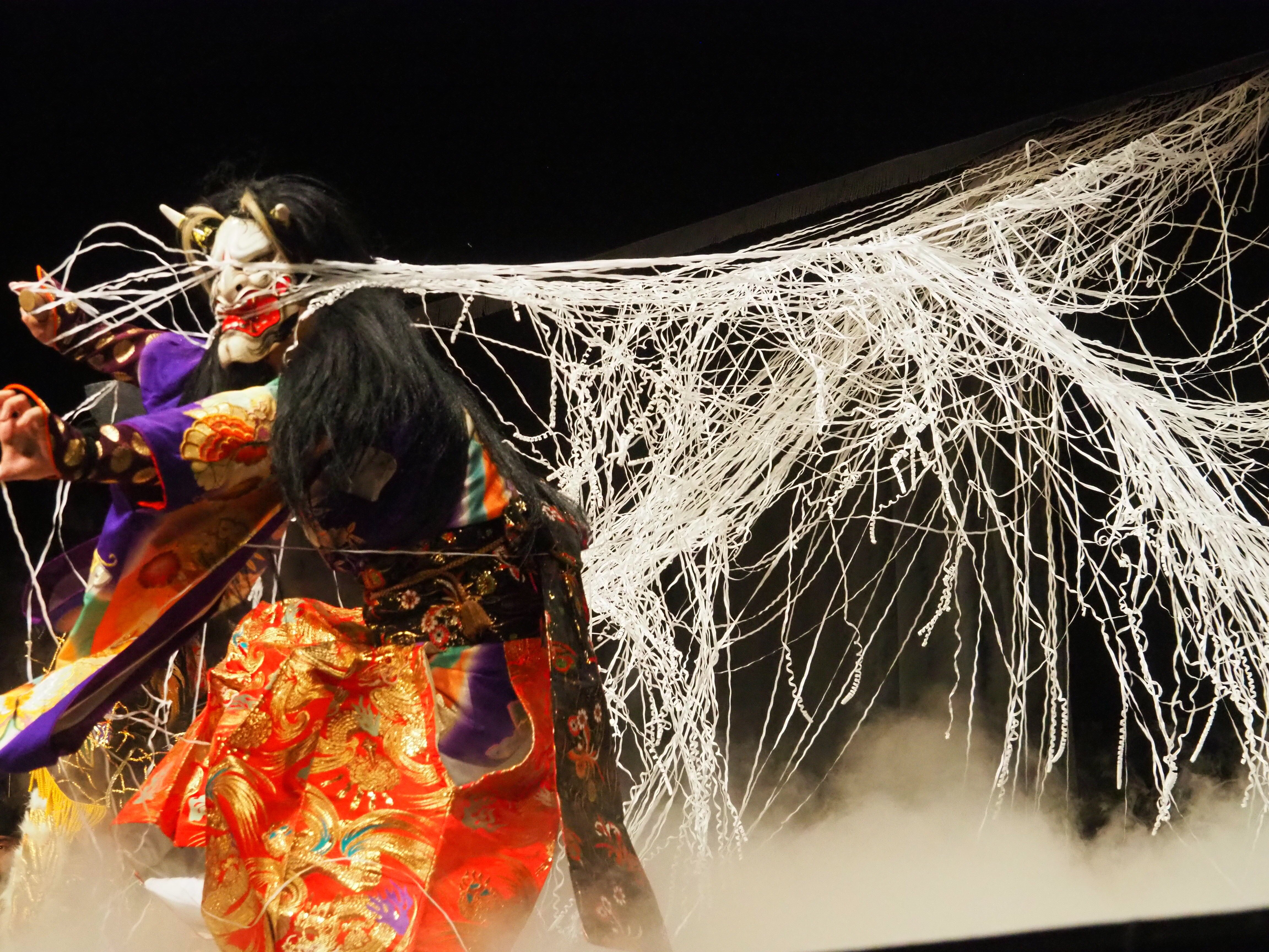 ここが私の墓となります 鈴張神楽団：滝夜叉姫(2025ひろしま神楽定期