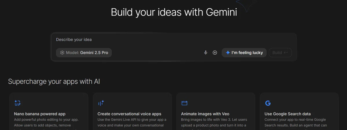 「Build」メニュー選択後のGoogle AI Studioエディタ画面。チャット形式のプロンプト入力欄が中央に配置されている。