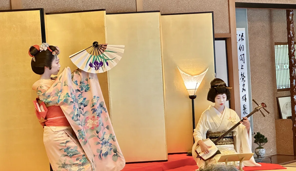 [AkitaJikan.jp] Vol. 7: The Thread of History Spun by Connections ...