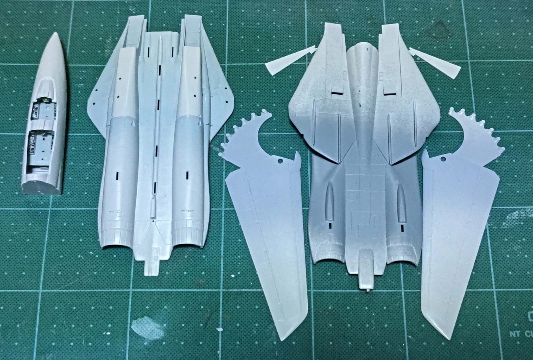 いい歳こいたおっさんが久しぶりにプラモデルを作る話 その14 グラマン