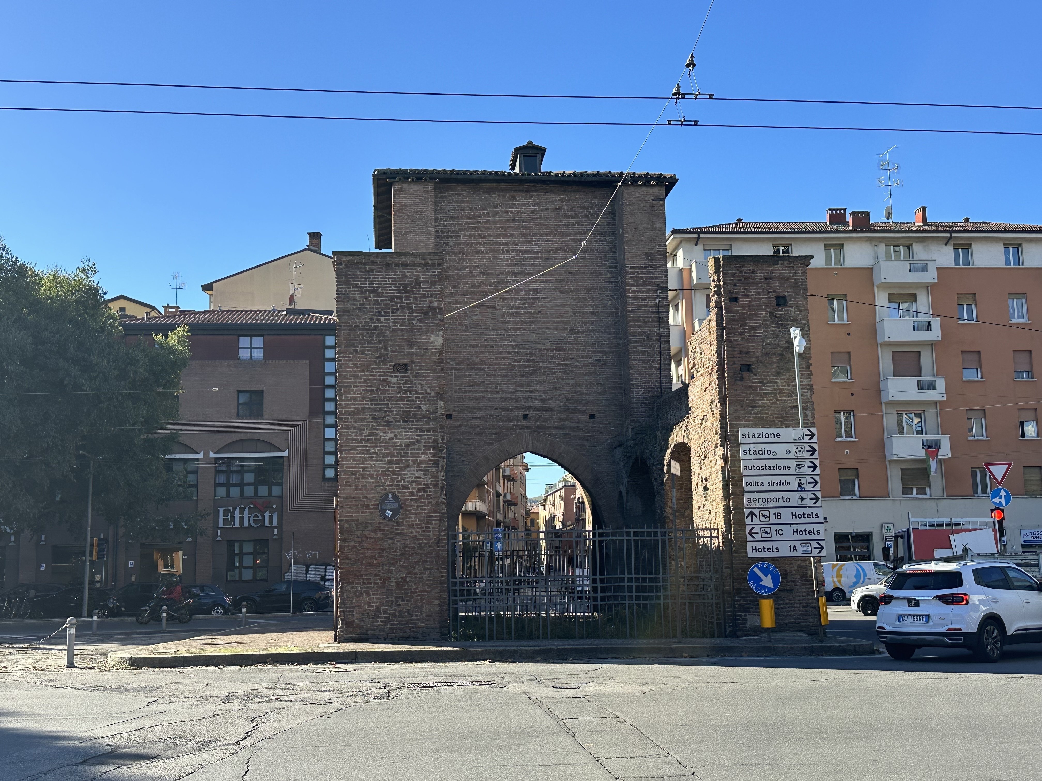 ボローニャ旧市街散策（前編）｜Dr. Kano