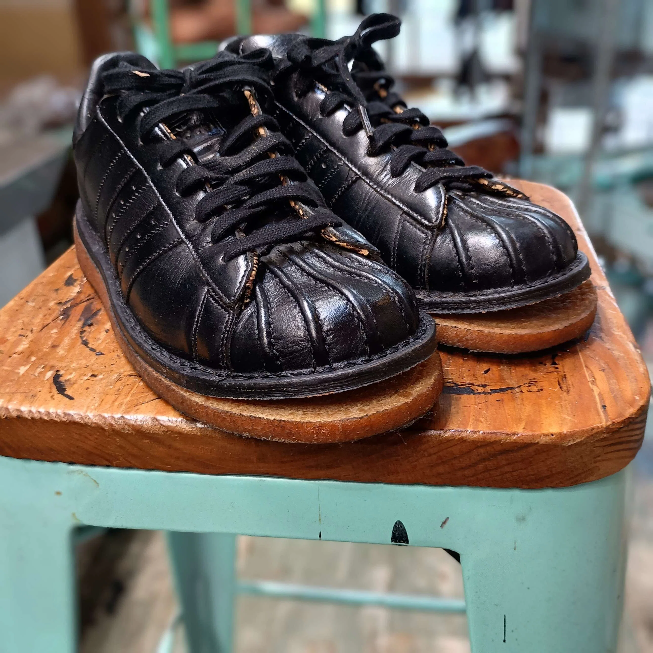 Resole/ソールカスタム】Adidas Super Star LX+vibram#4014｜CREA