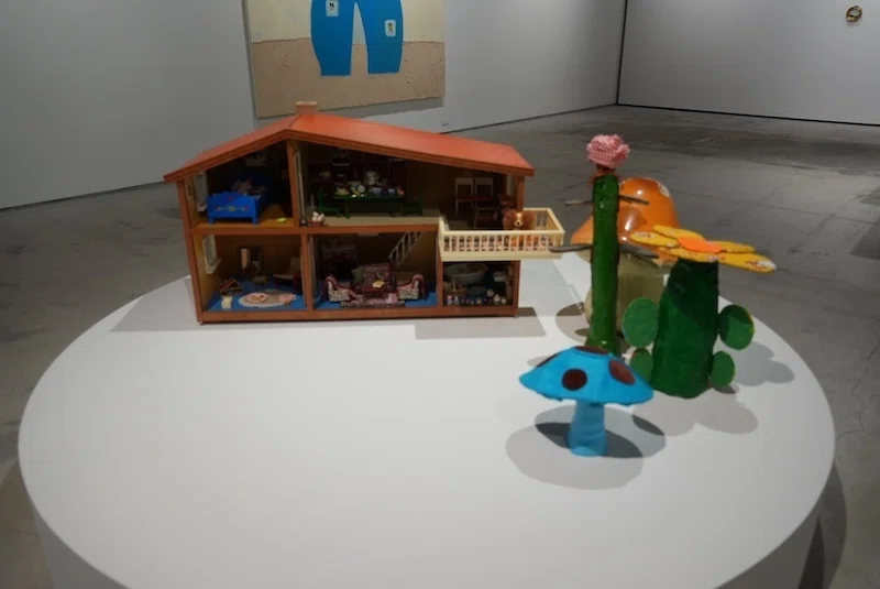 国内作家様 アートドール ガルム アート探検_ドールハウスのなかの絵_FOAM CONTEMPORARY｜ むげん