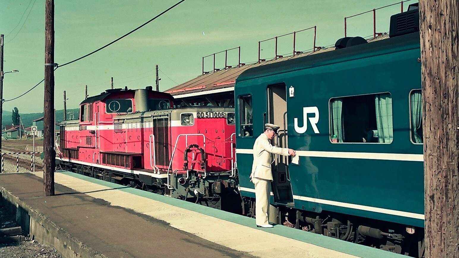 ㉑ 急行「天北」、最果てのブルートレイン〜天北線(1986年8月）｜雨男