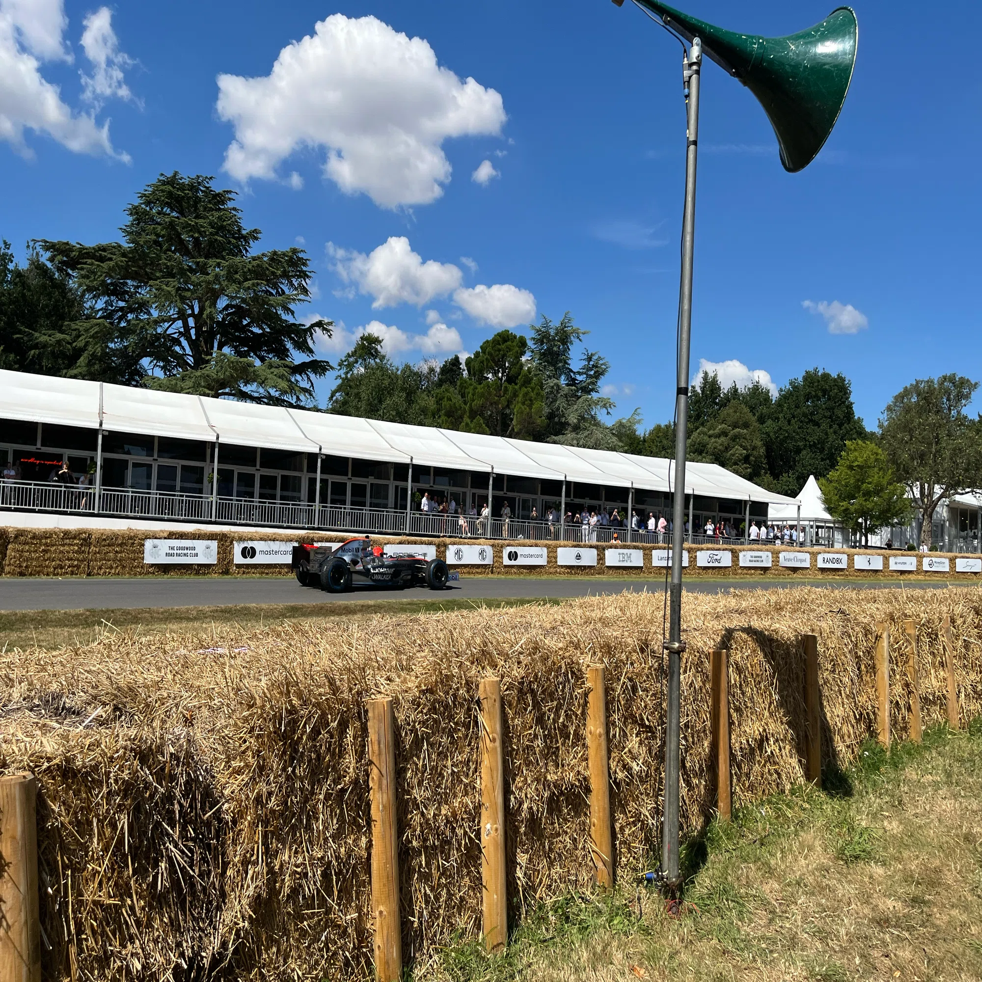 動く車の展示祭り！Goodwood Festival of Speed現地参加の記録