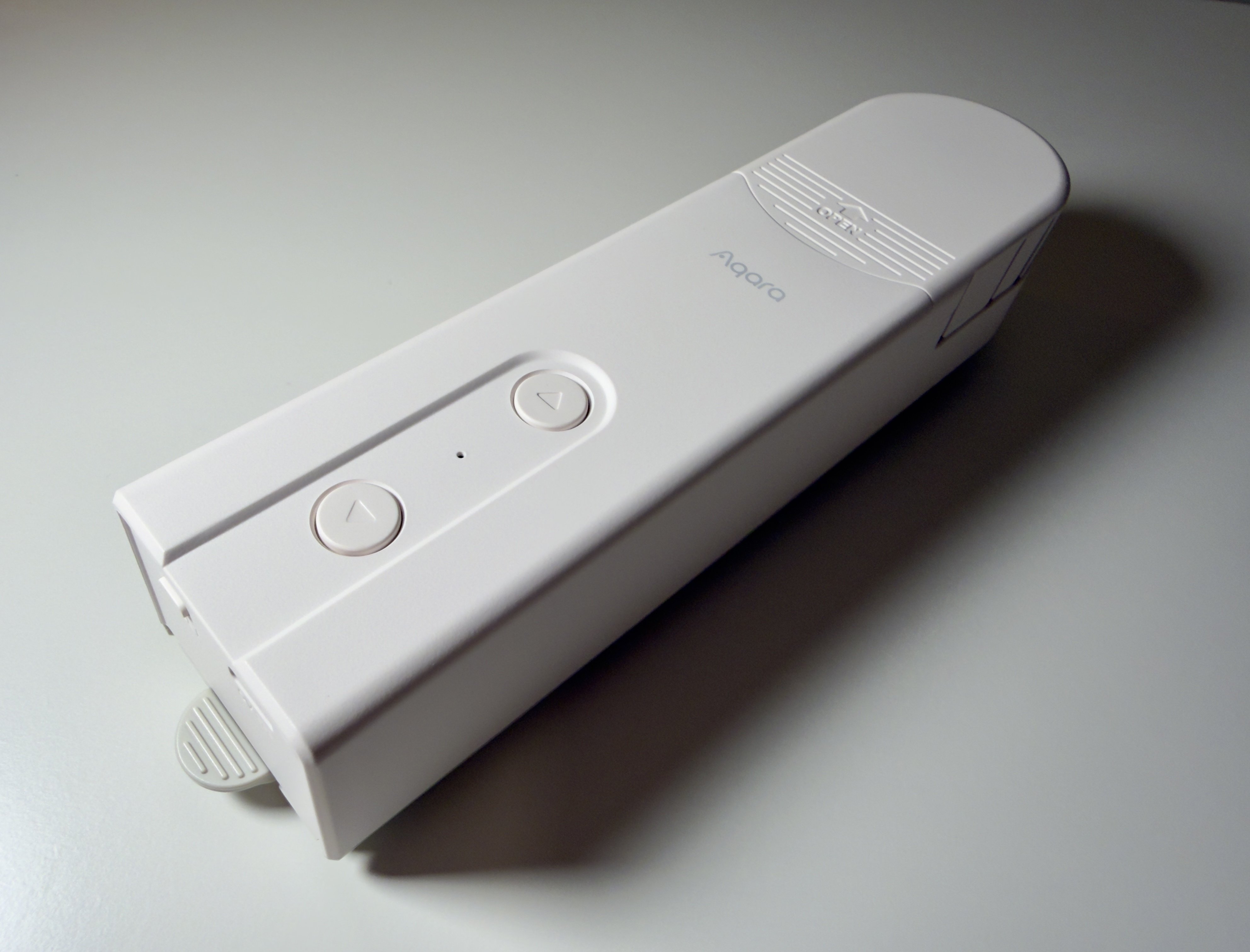 レビュー】Aqara ローラーシェード ドライバー E1で、暮らしを