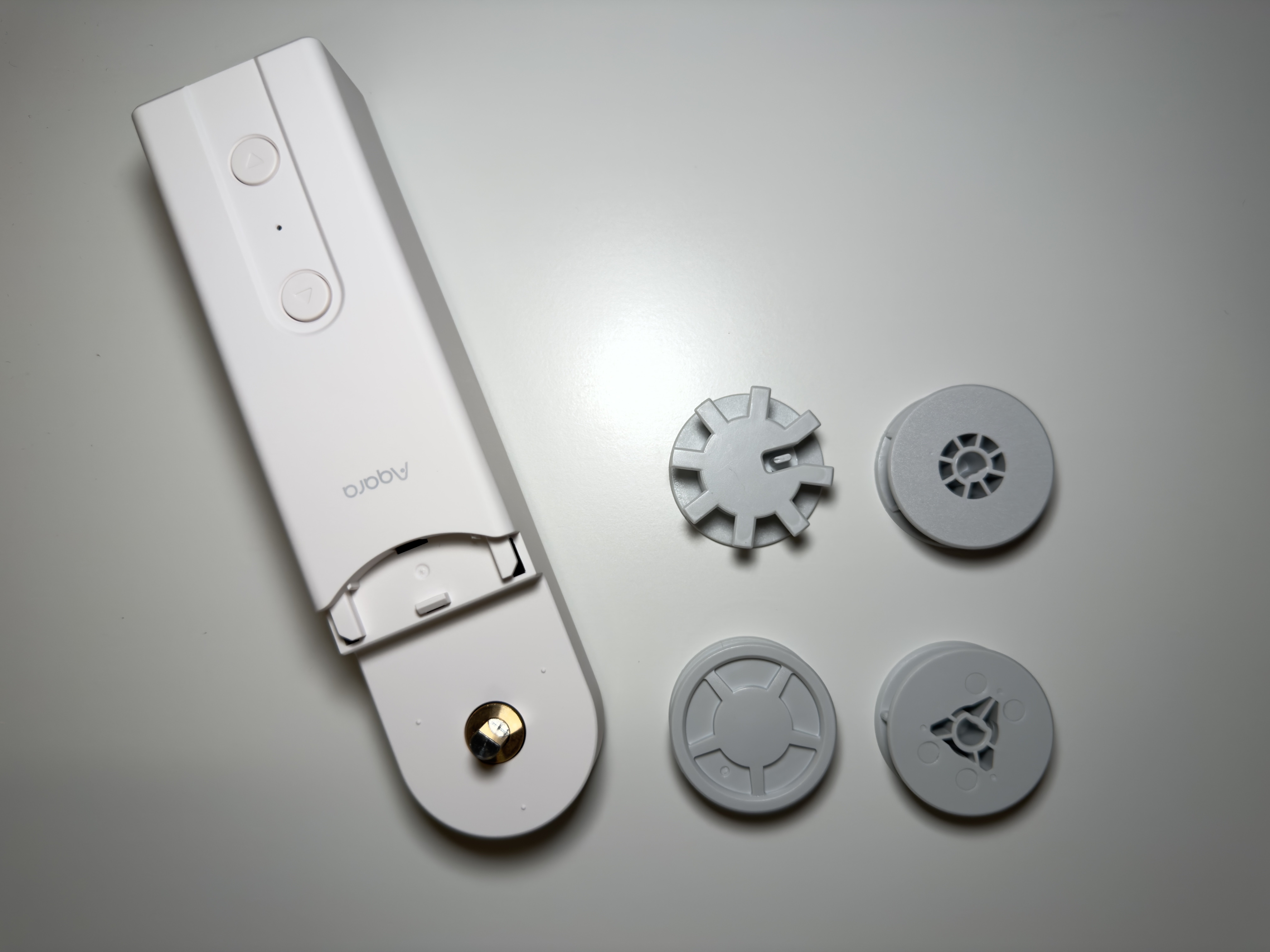 レビュー】Aqara ローラーシェード ドライバー E1で、暮らしを