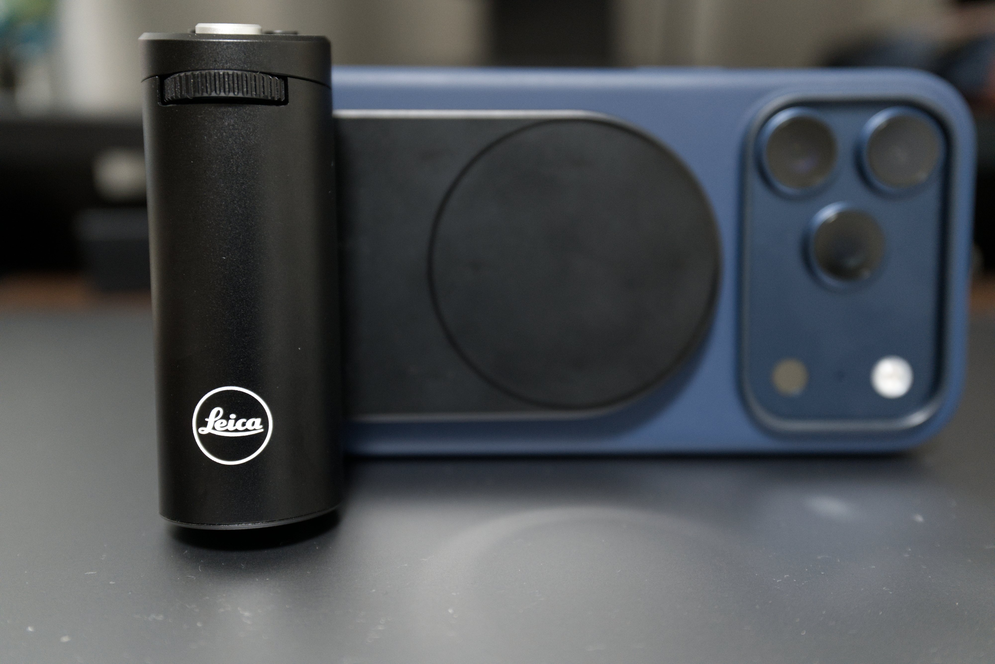 iPhone17Pro + Leica LUX Grip｜Aaron Shin