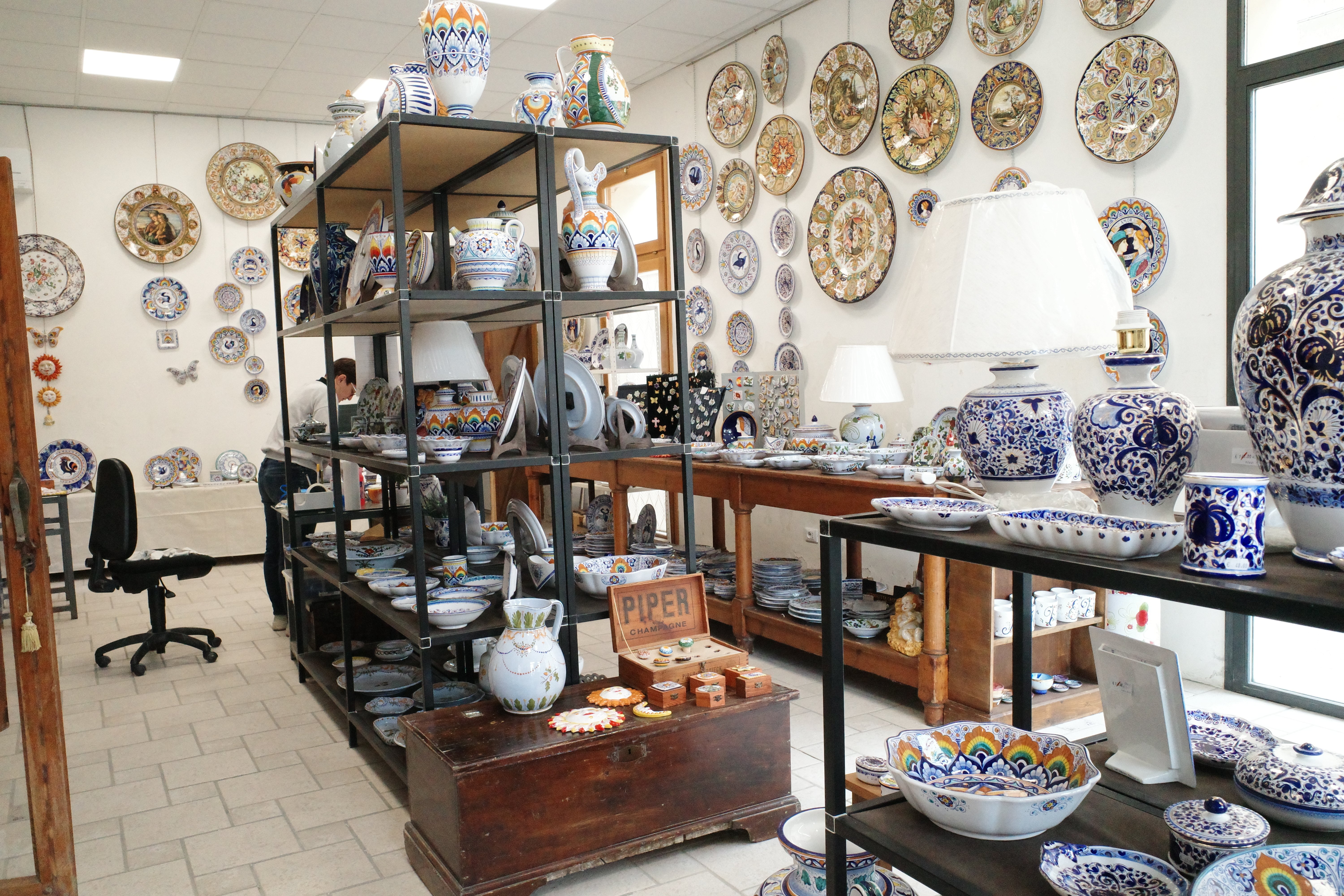 イタリア｜ファエンツァという陶器の街。｜やさしいムール貝