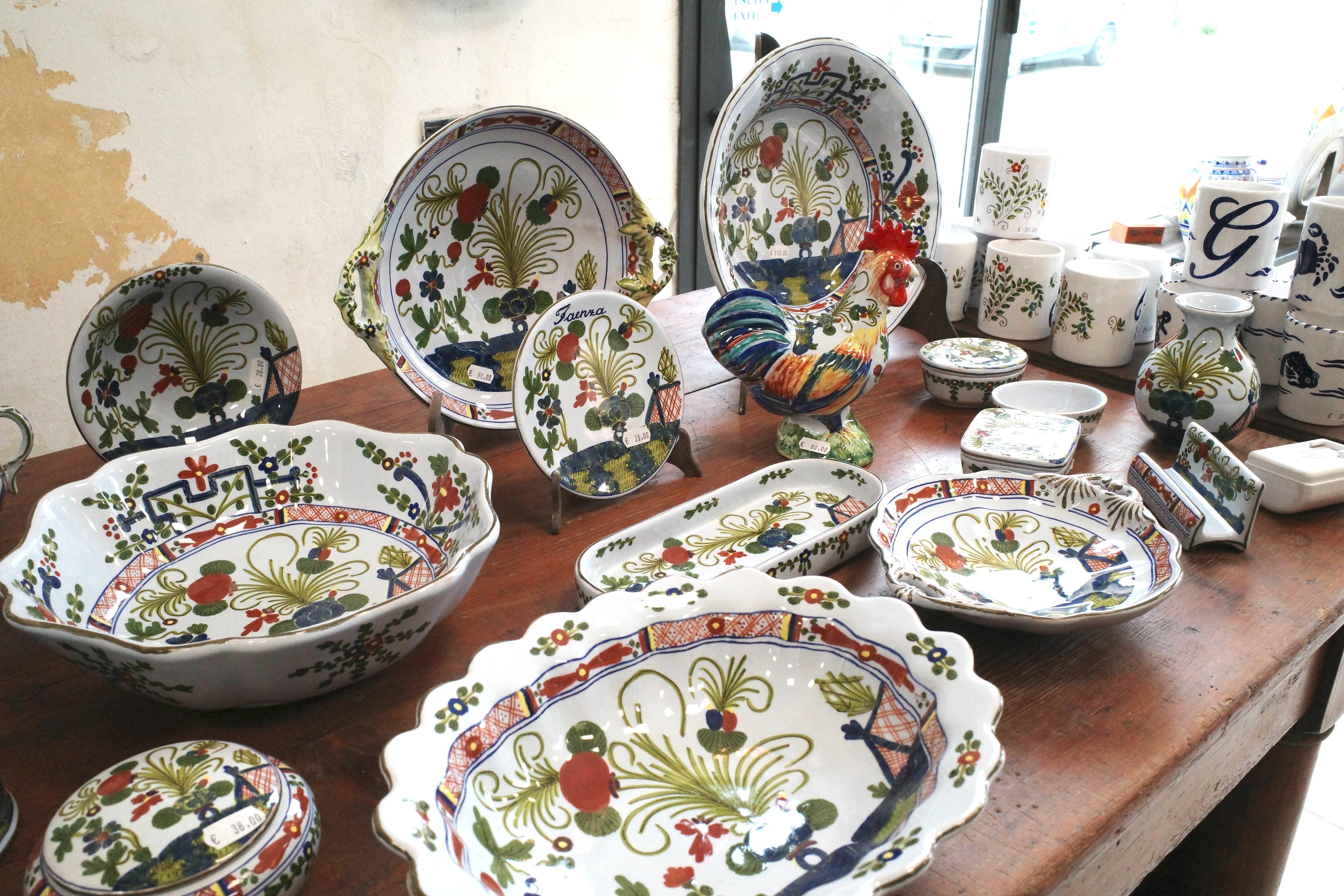 イタリア｜ファエンツァという陶器の街。｜やさしいムール貝