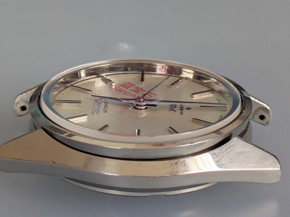 No.343 | Seiko | 5621-7021 | ガラスの風防交換のハナシをする時計