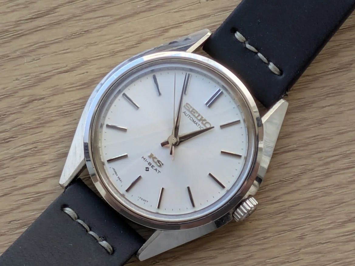 No.343 | Seiko | 5621-7021 | ガラスの風防交換のハナシをする時計