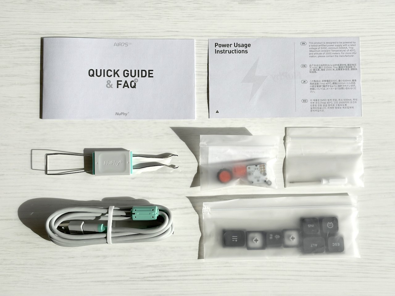 NuPhy Air75 V3（Red nano）｜万人受けしそうなロープロメカニカル。猫