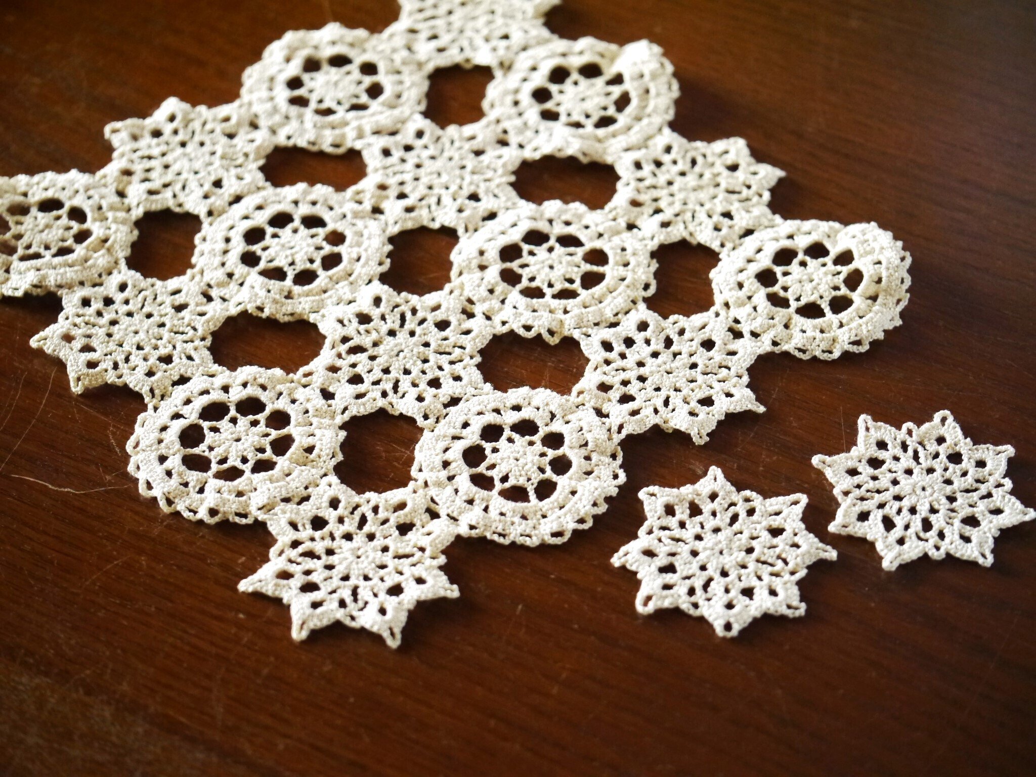 レース編み ドイリー・がまぐちほか｜sion