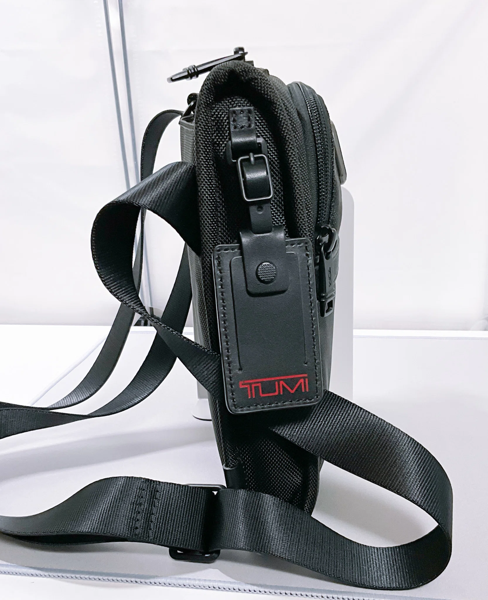 TUMI】「ALPHA ポケット・バッグ・スモール」レビュー TUMI】「ALPHA ポケット・バッグ・スモール」レビュー