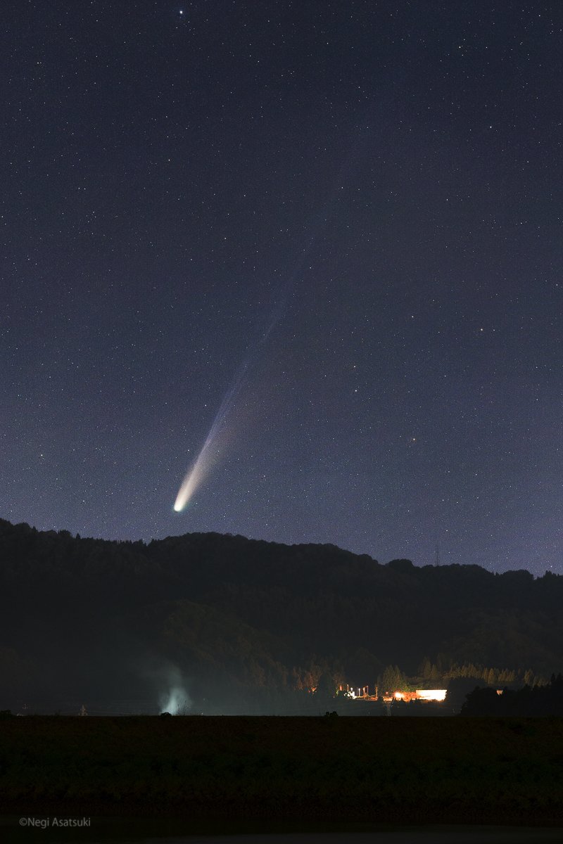 夜空を旅する氷の彗星──遠い時を旅してきた光を写す｜Negi