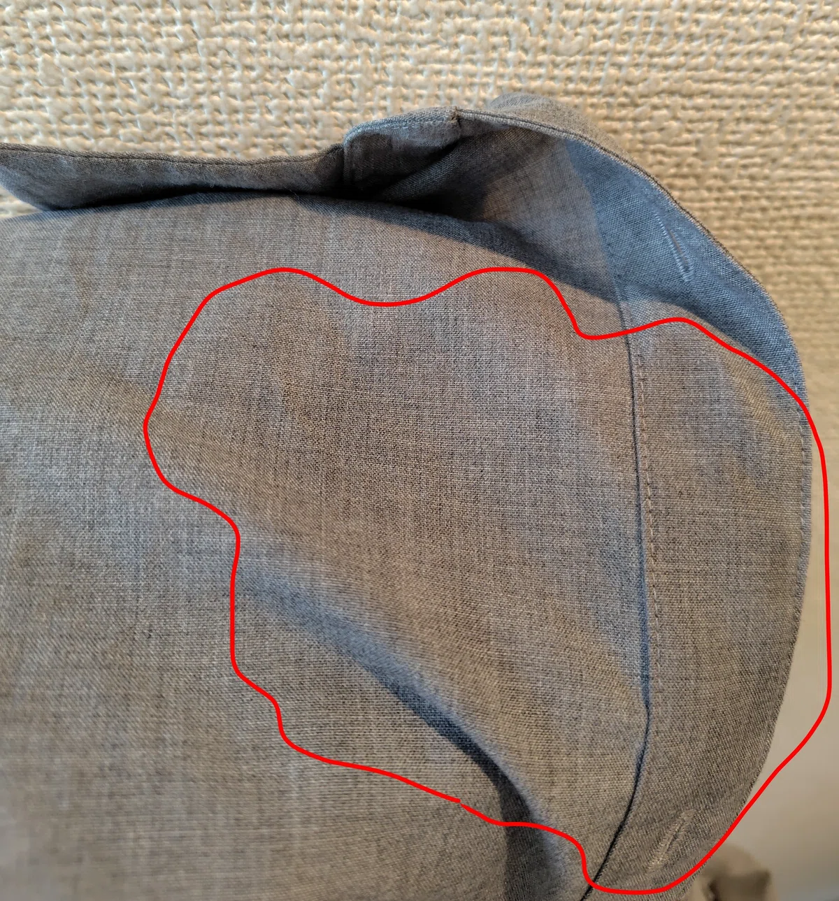 服の油シミを取ろうとしてクレンジングオイル使って失敗したときに見る 