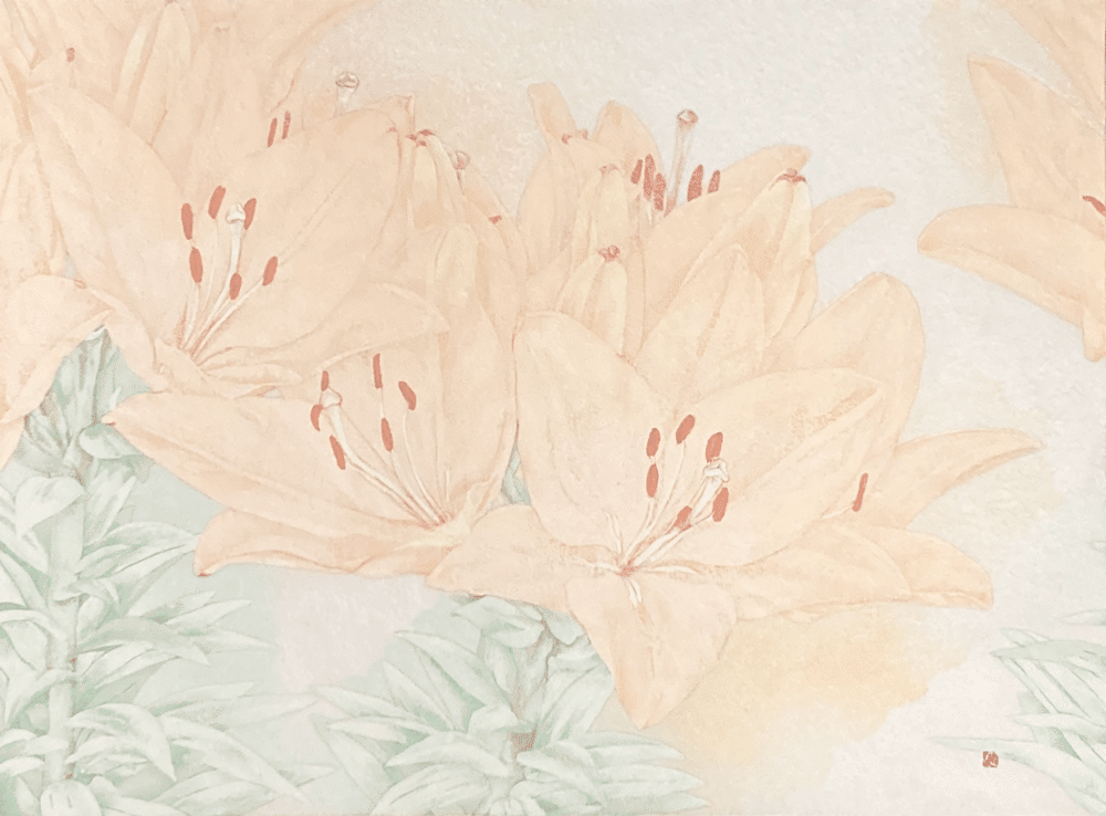 林真 作「姶 8号」】——ユリが語る、静けさのかたち（三人展を迎えて