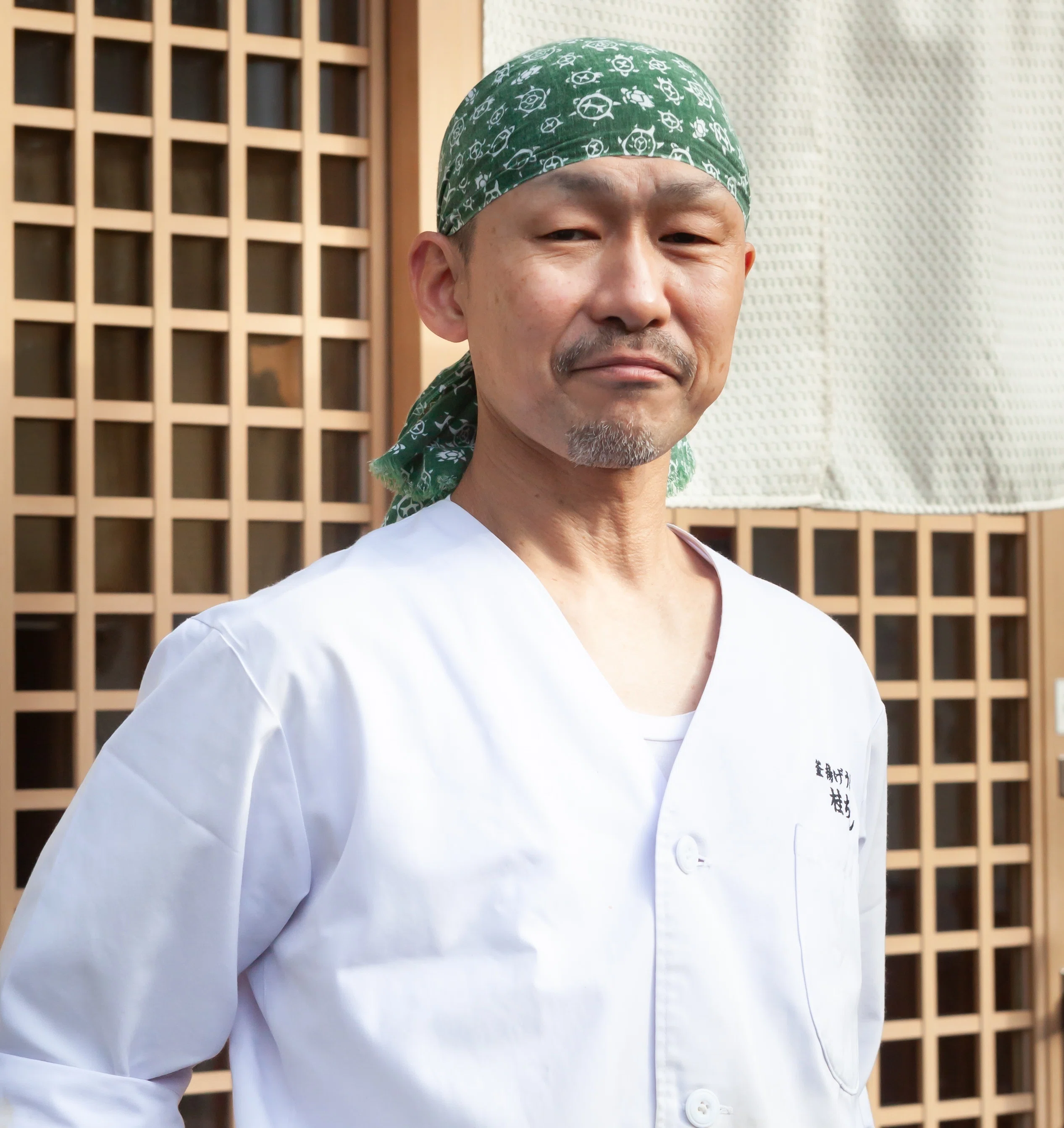 桂ちゃんです 手順公開】大阪・平野区「釜揚げうどん 桂ちゃん」の自家製麺の技術